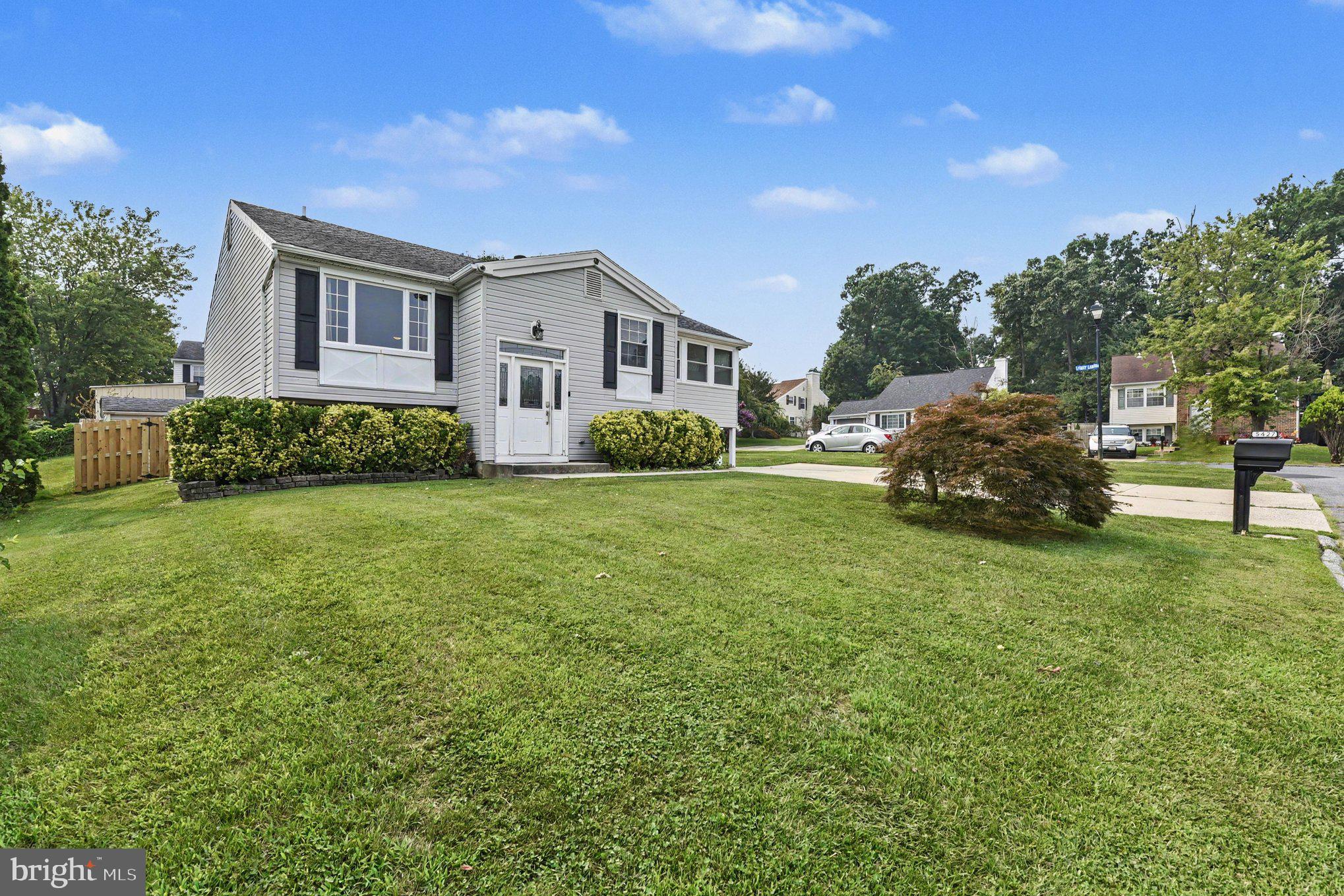 KINGS COURT - Residential