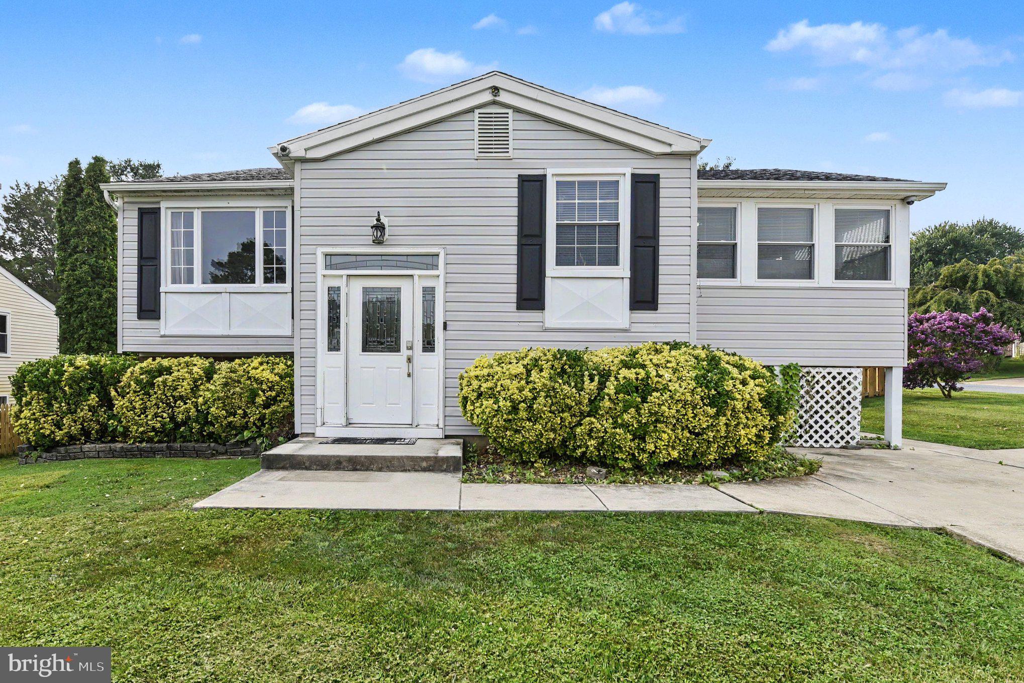 KINGS COURT - Residential