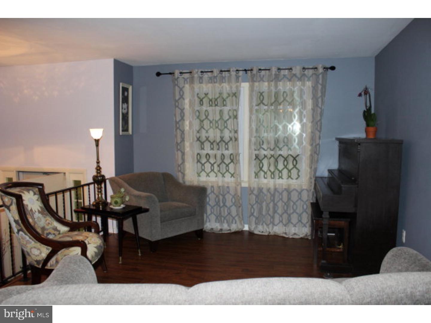 FOREST HILLS - Residential