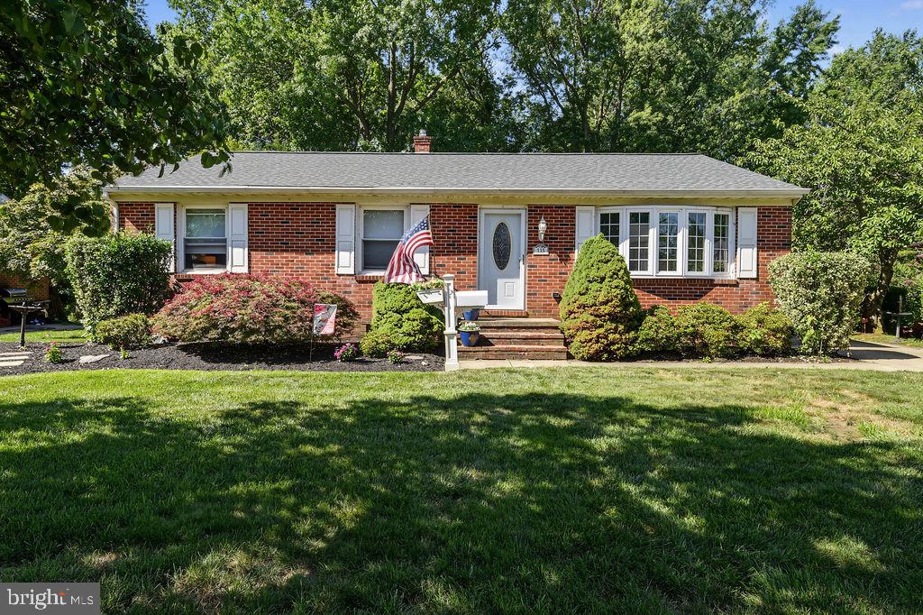 VAN DYKE VILLAGE - Residential