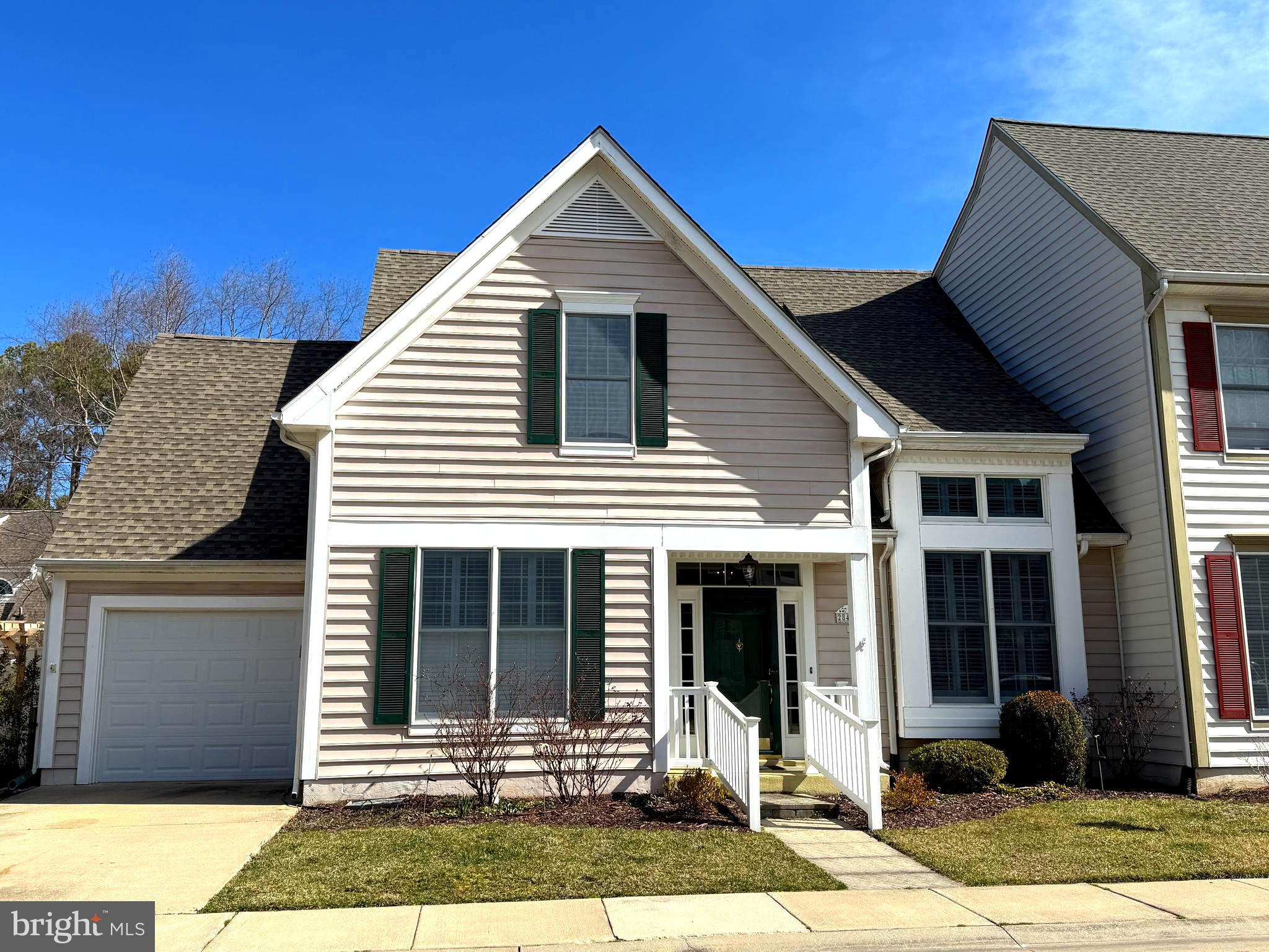 Don't miss this Easton Club rental! Recently updated 3-bedroom, 2.5-bath townhouse featuring a highly sought-after first-floor primary suite. The home offers a formal living and dining room, spacious kitchen with granite countertops and stainless steel appliances, cozy family room with gas fireplace,  and screened porch plus fenced yard—perfect for relaxing or entertaining. HOA fees paid by the landlord. Pets case by case basis. No smoking. Rent-spree application required. Credit check and references required. Community pool and tennis courts.