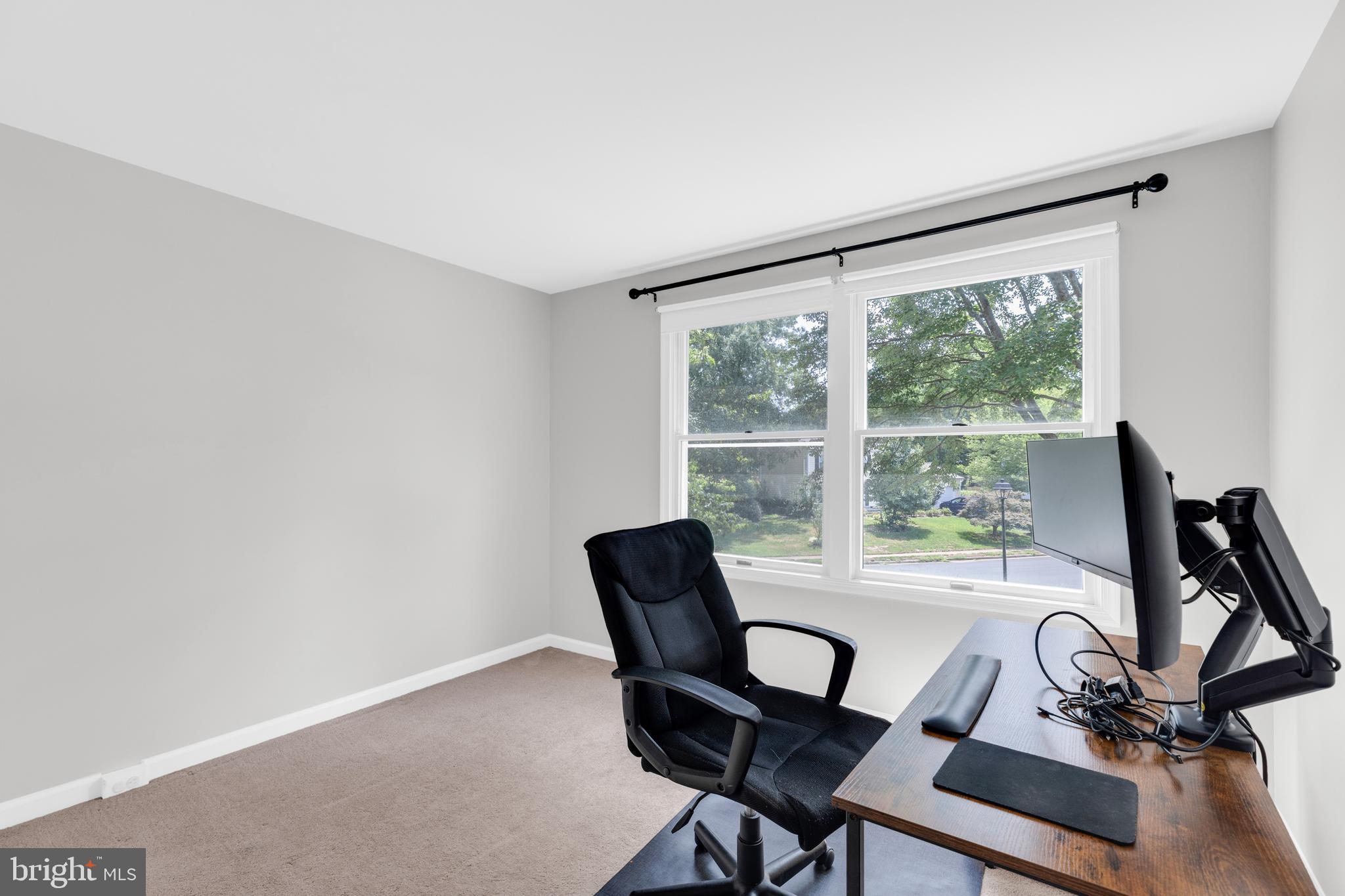 FOX MILL ESTATES - Residential