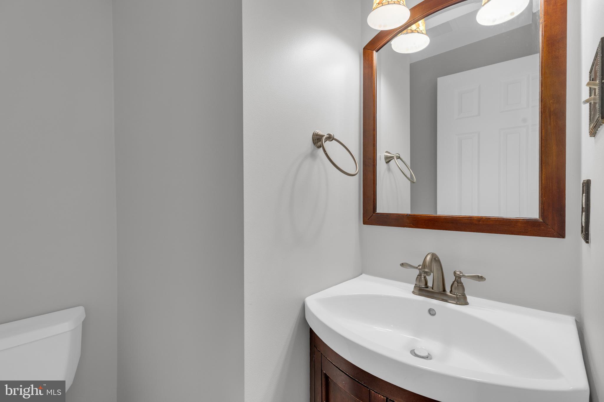 FOX MILL ESTATES - Residential