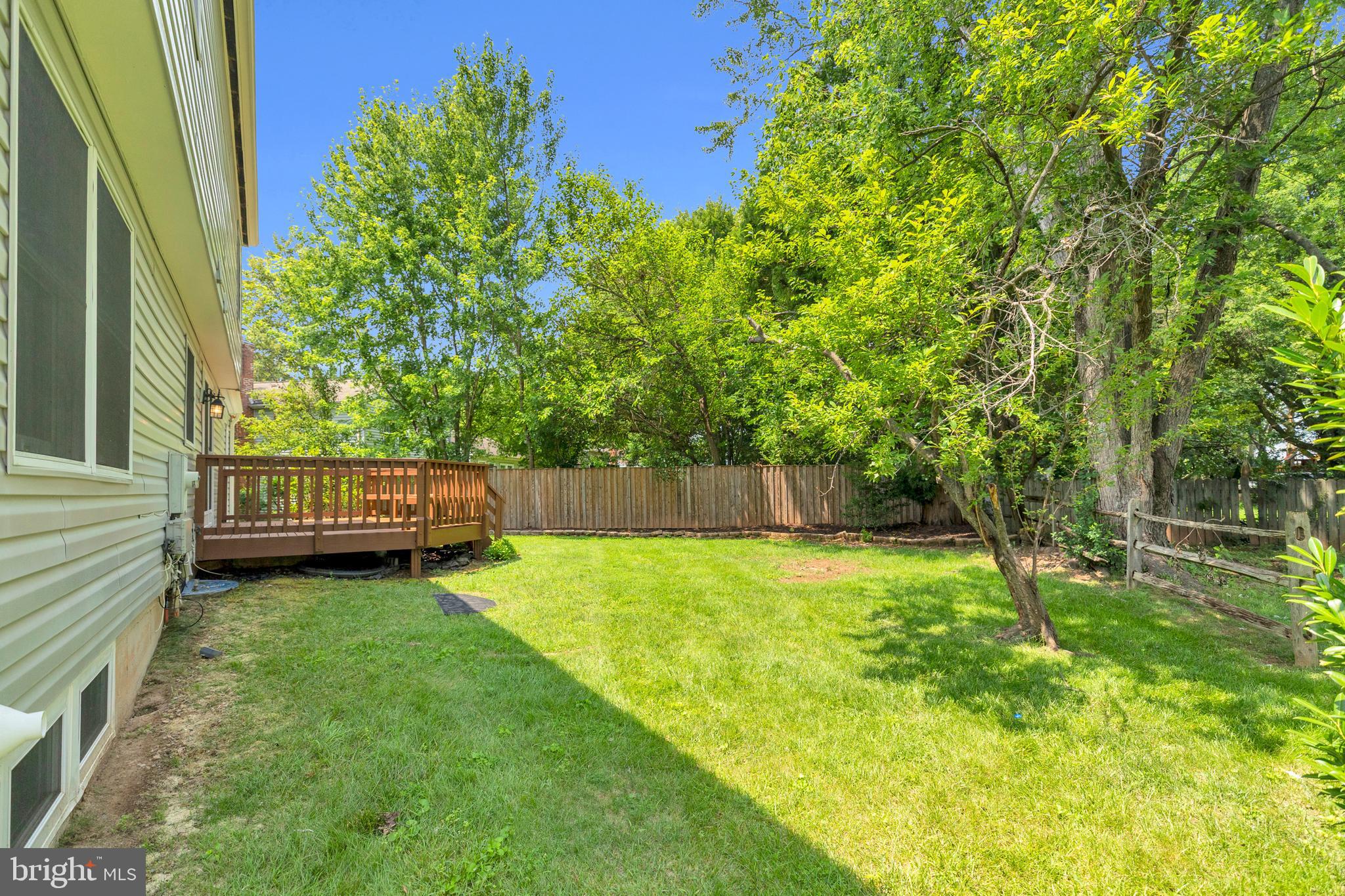 FOX MILL ESTATES - Residential