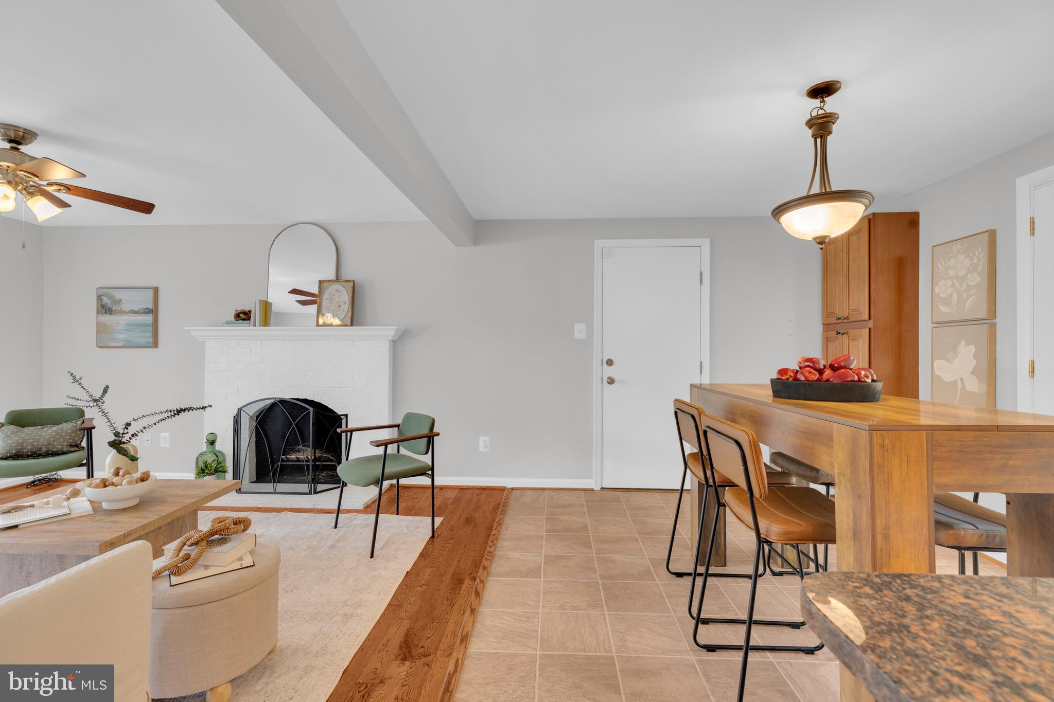 FOX MILL ESTATES - Residential