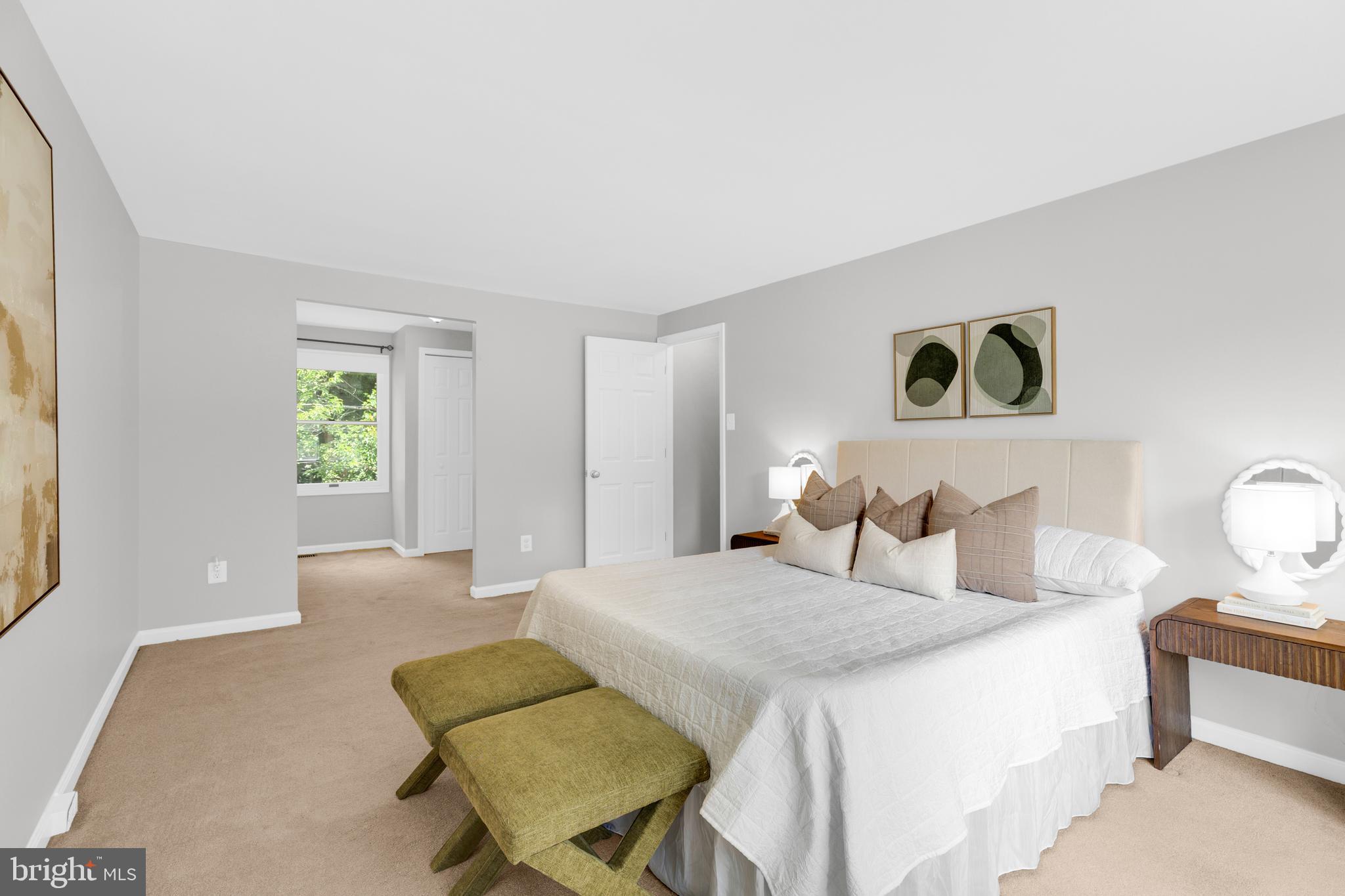FOX MILL ESTATES - Residential