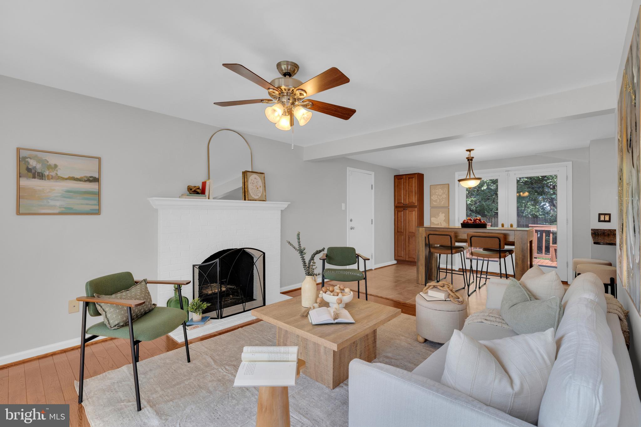 FOX MILL ESTATES - Residential