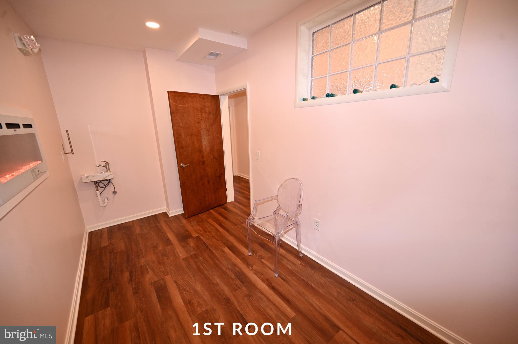 FEDERAL HILL HISTORIC DISTRICT - Commercial Sale