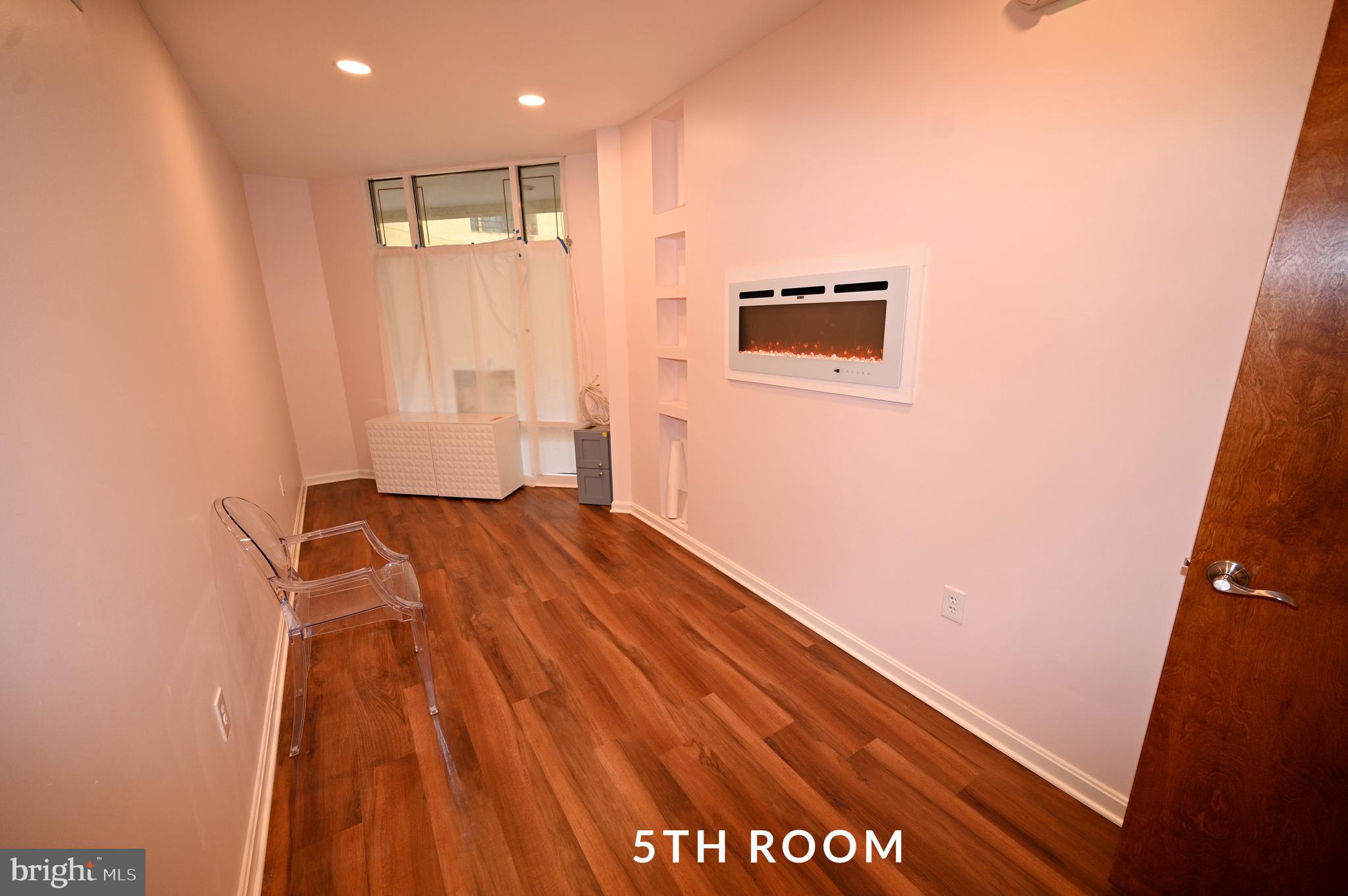 FEDERAL HILL HISTORIC DISTRICT - Commercial Sale