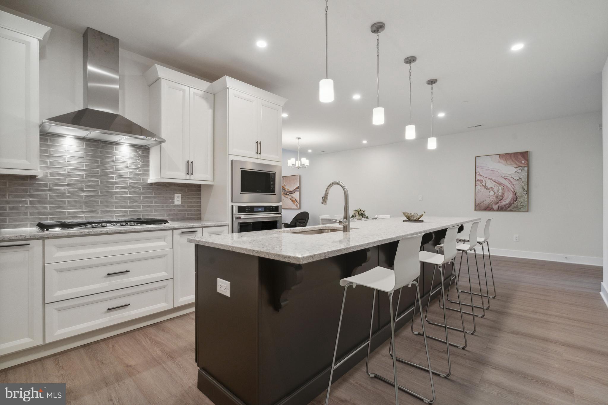 BARCLAY HILL - Residential