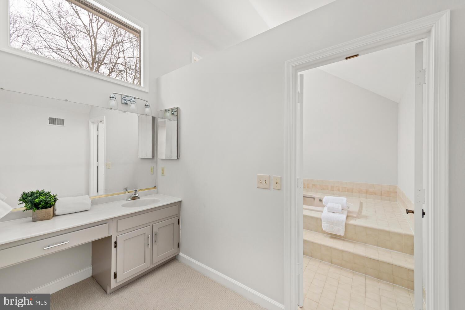 RIDGELEA HILLS - Residential
