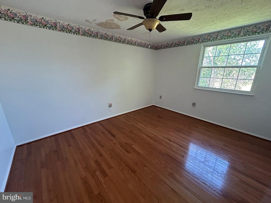 AMBER MEADOWS - Residential