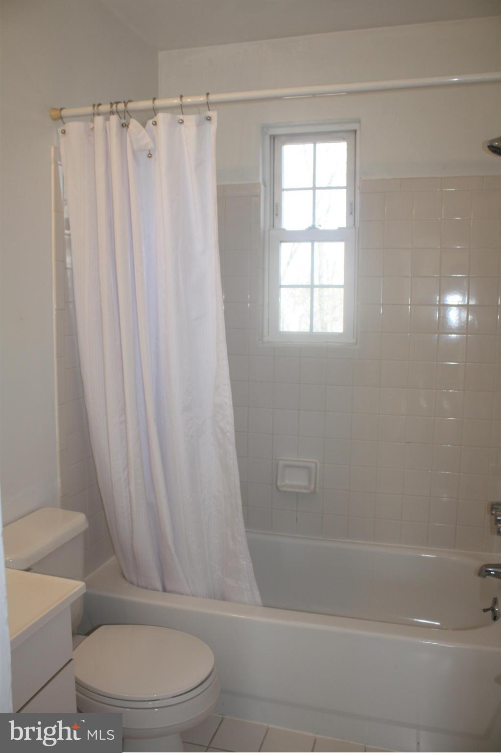 ST ELMO - Residential Lease