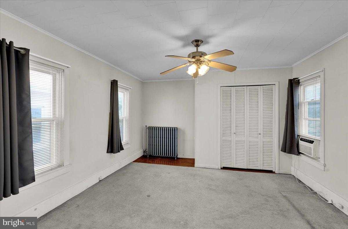 WEST HILLS - Residential