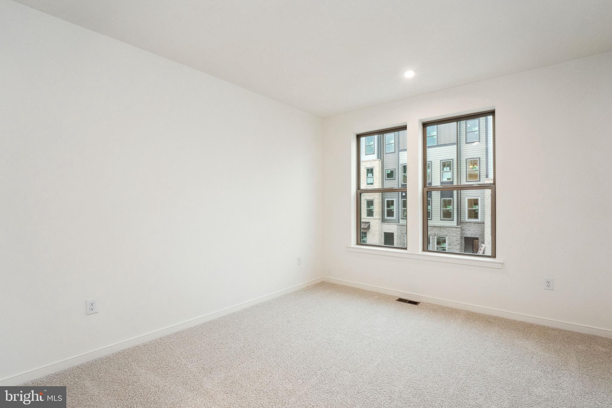 REGAL CHASE - Residential Lease