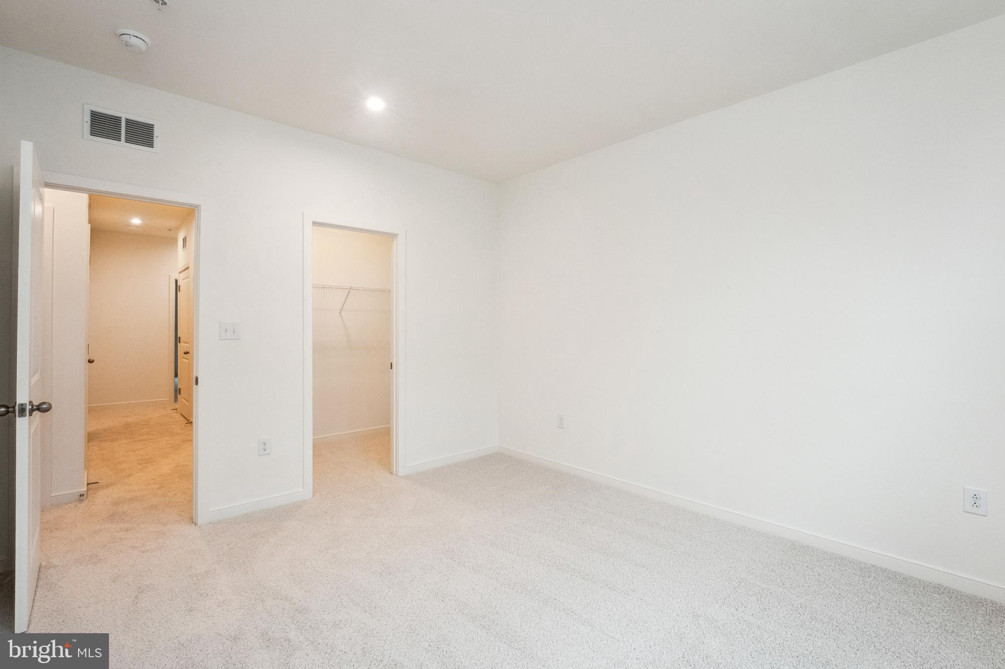 REGAL CHASE - Residential Lease