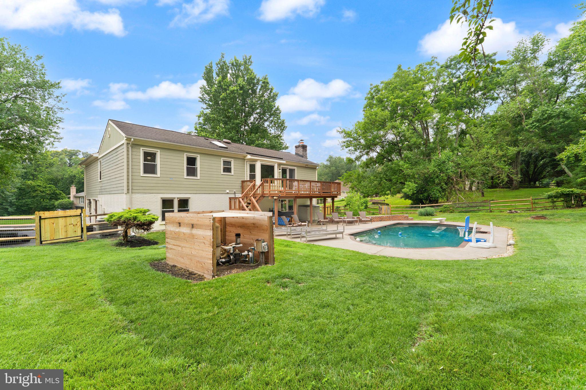 BERRYLAND FARM - Residential