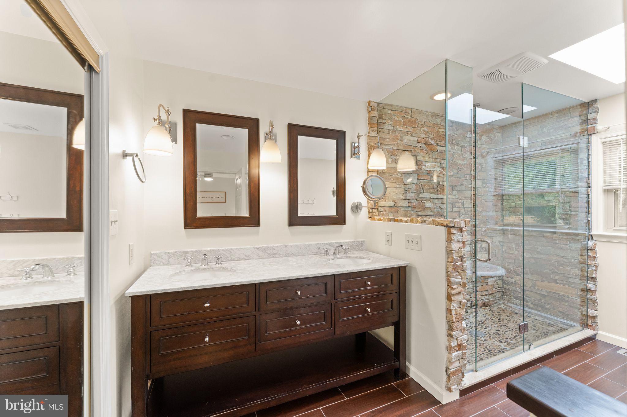 BERRYLAND FARM - Residential