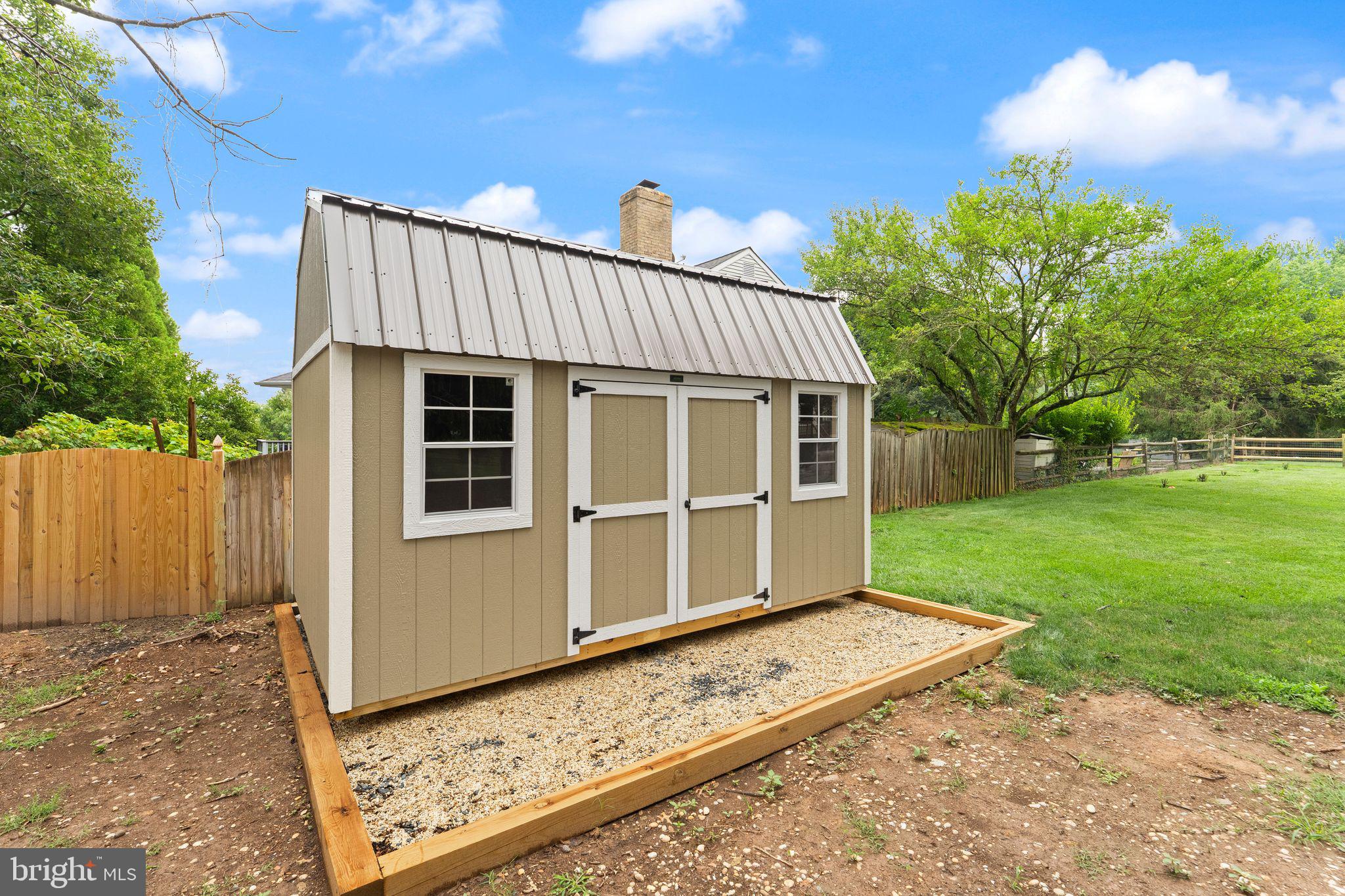 BERRYLAND FARM - Residential