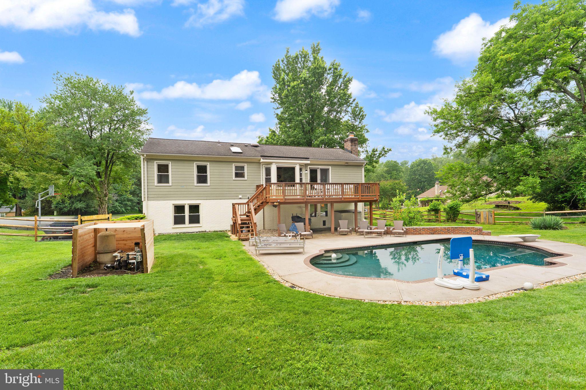 BERRYLAND FARM - Residential