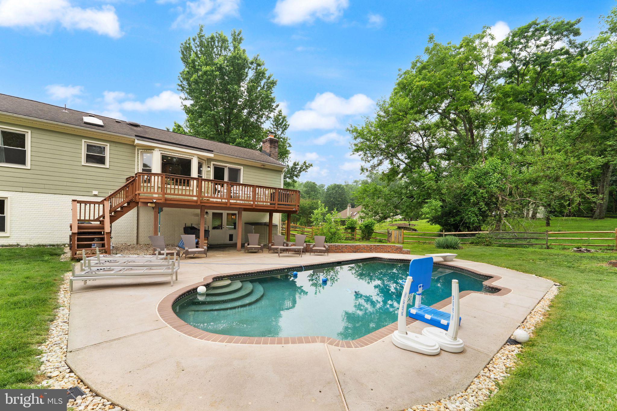 BERRYLAND FARM - Residential