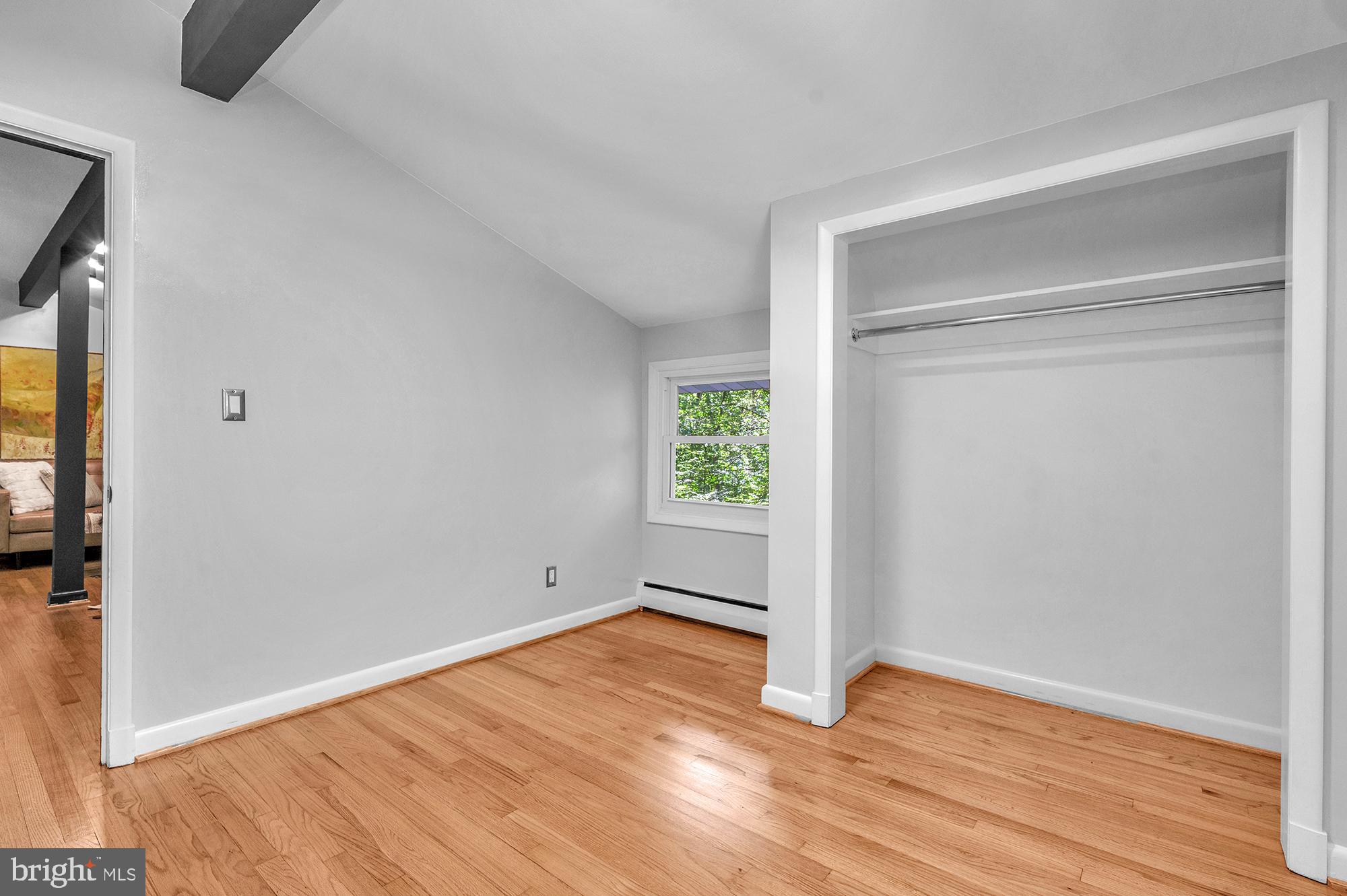 MANOR VIEW - Residential