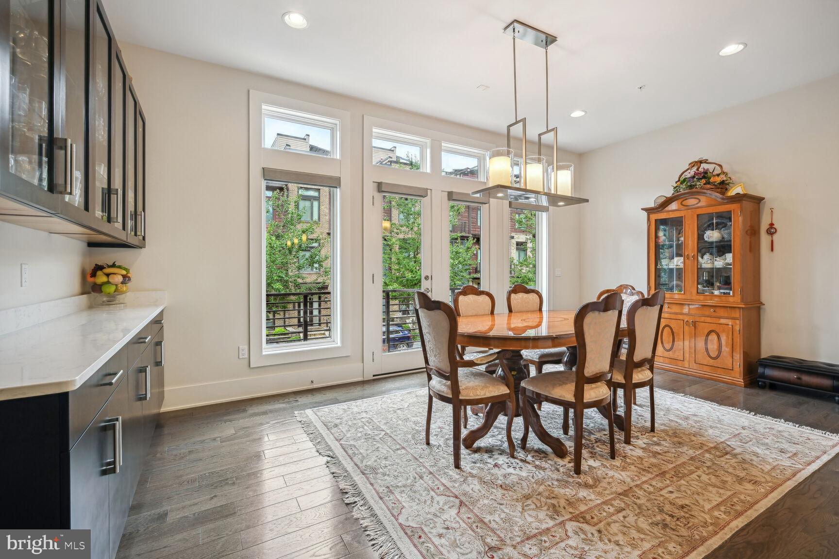 GROSVENOR HEIGHTS - Residential