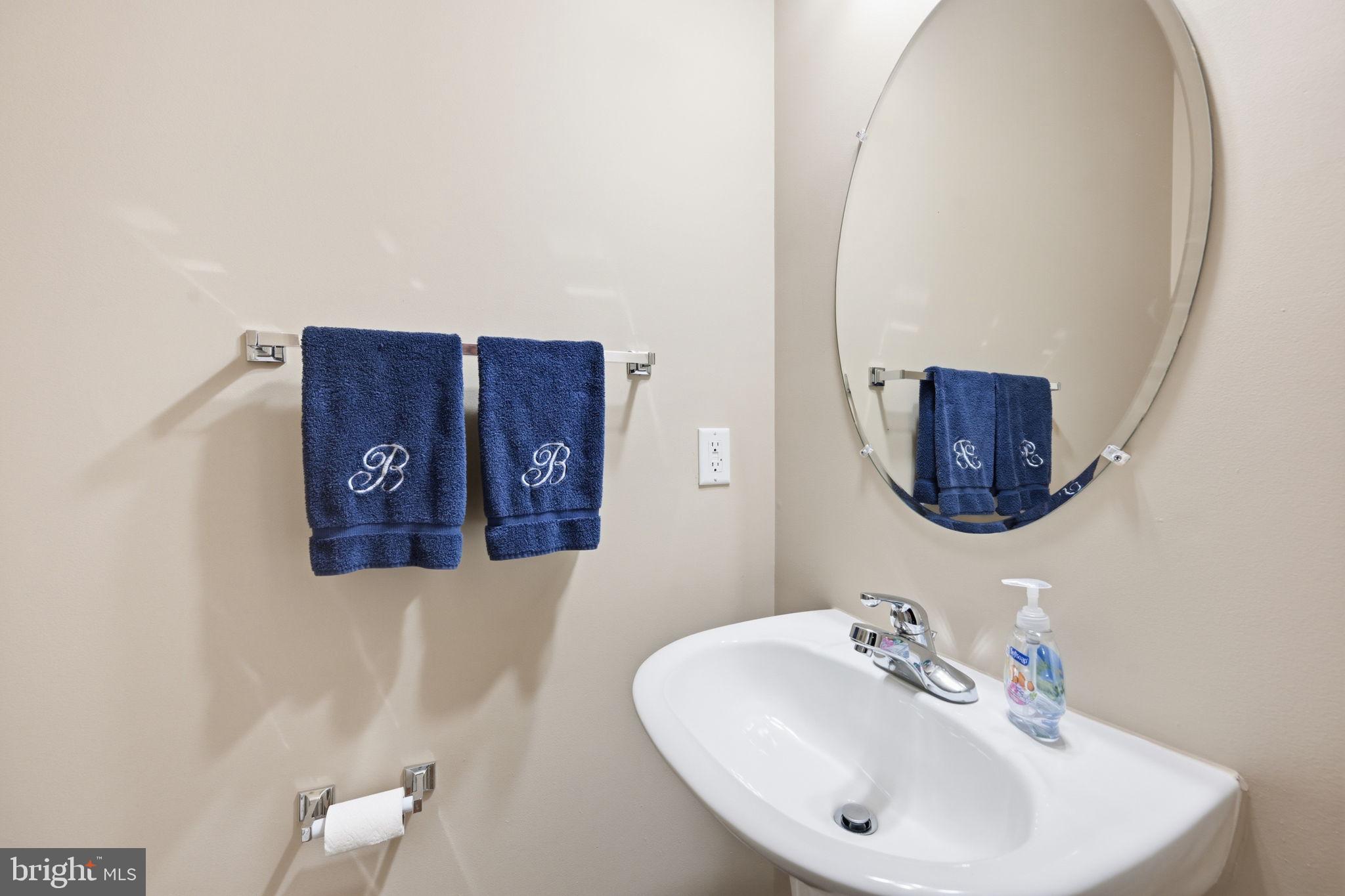 SEVEN OAKS - Residential