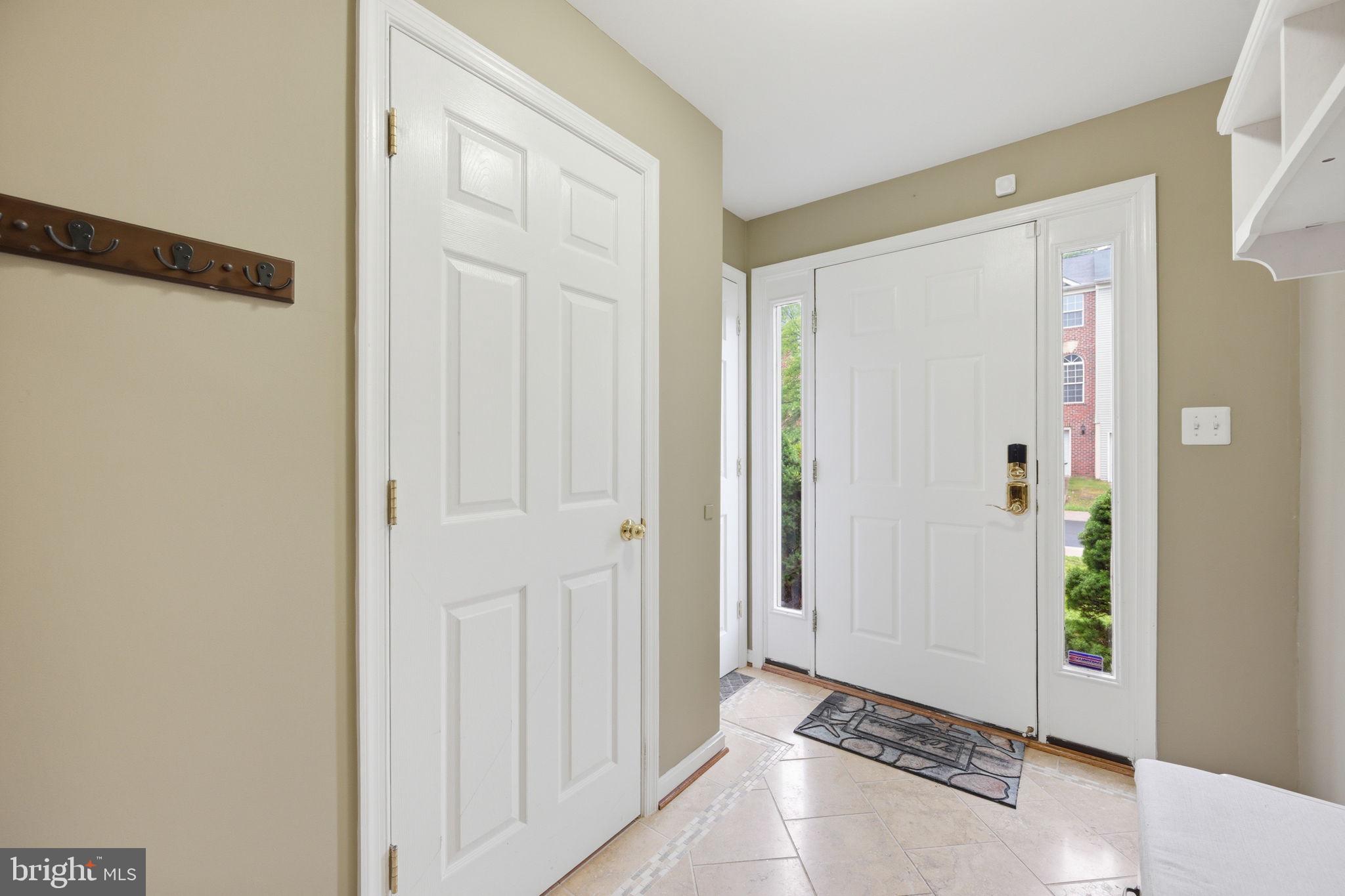 SEVEN OAKS - Residential