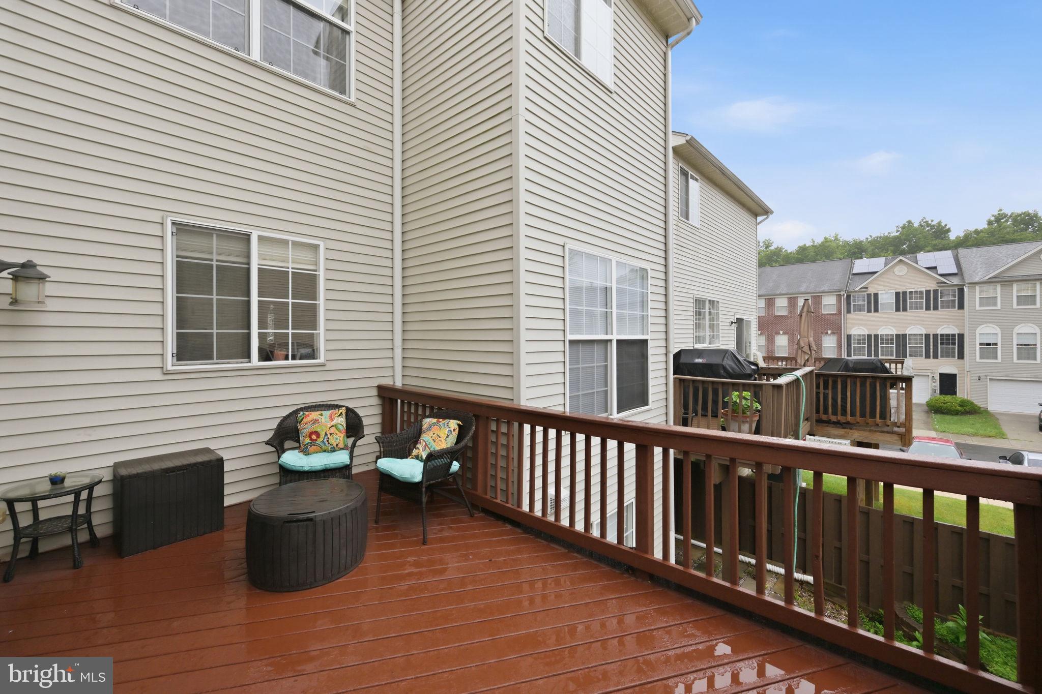 SEVEN OAKS - Residential
