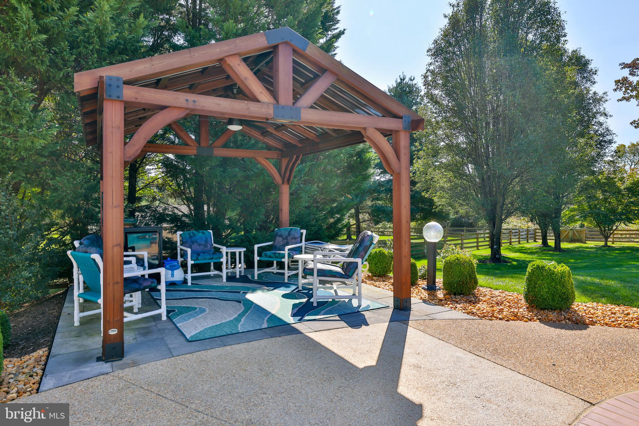RASPBERRY FALLS - Residential