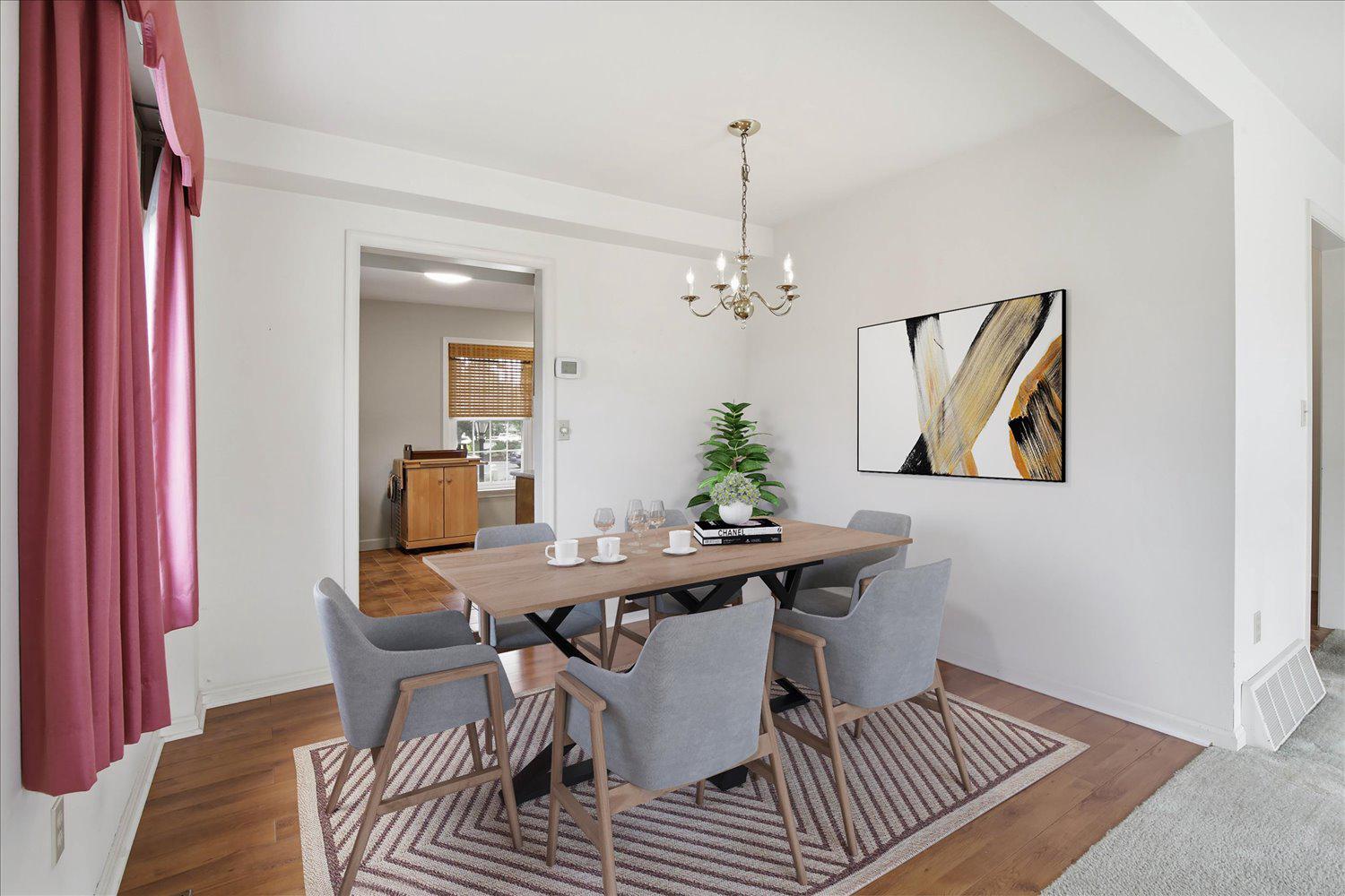 CARLTON COURT - Residential
