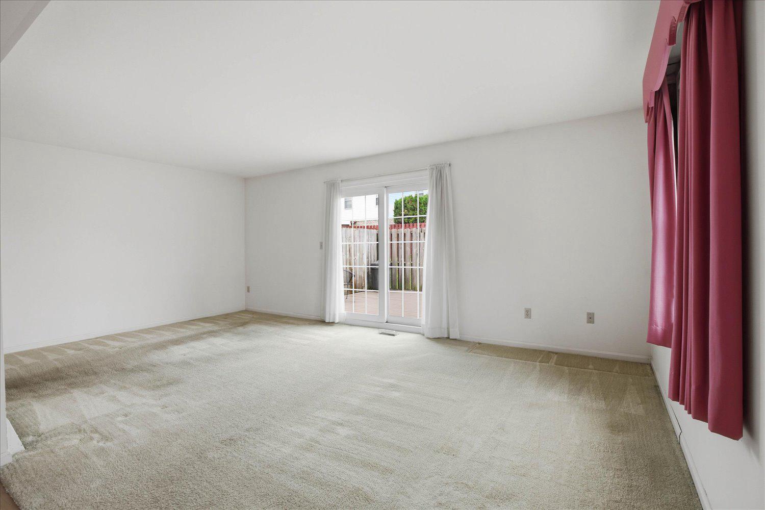 CARLTON COURT - Residential
