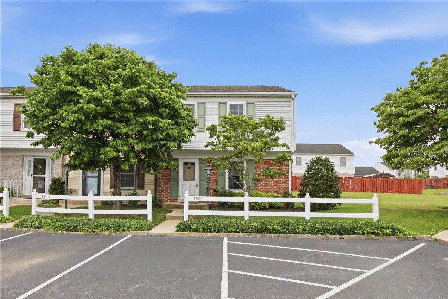 CARLTON COURT - Residential