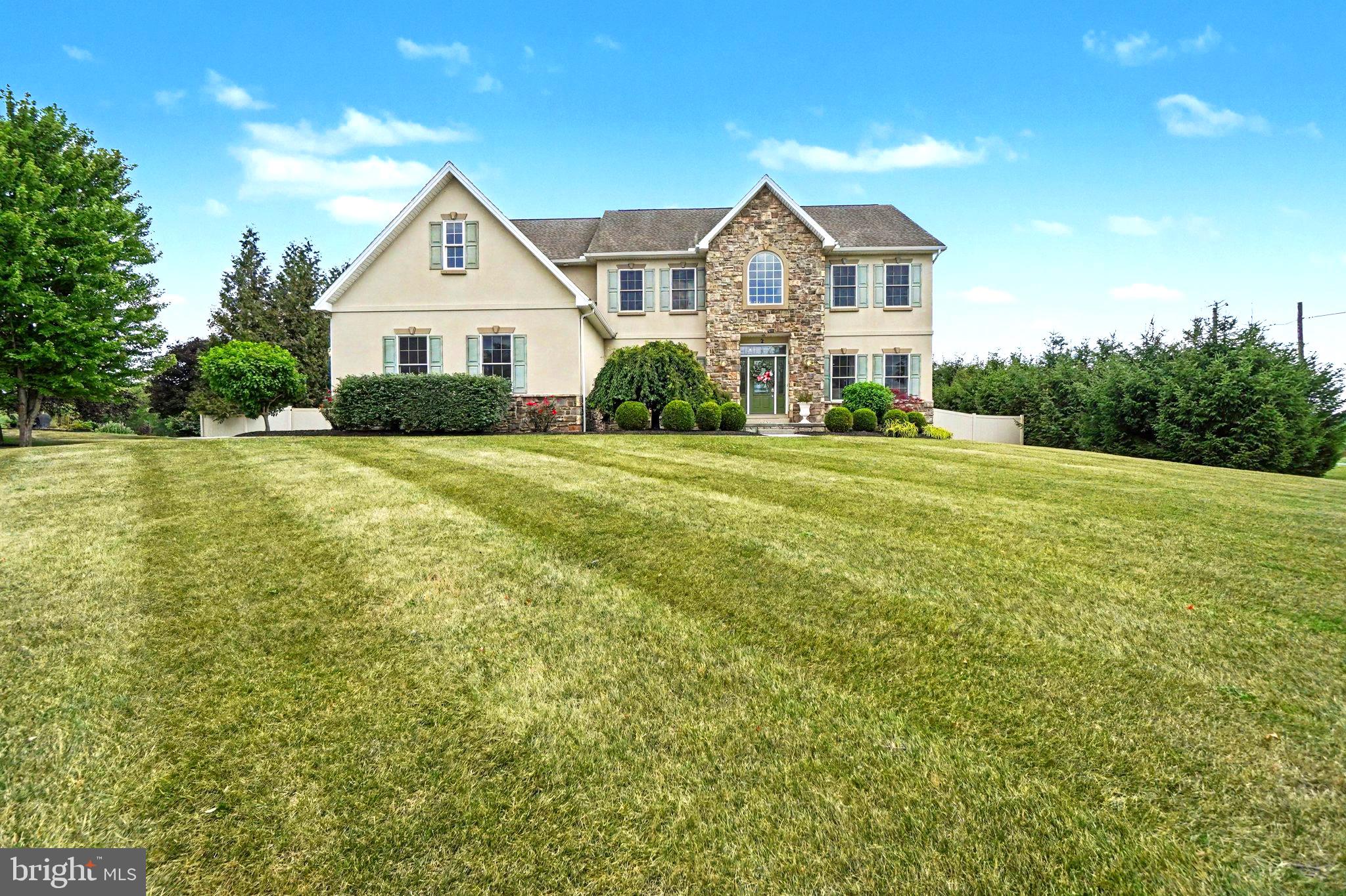 RIDGE ESTATES - Residential