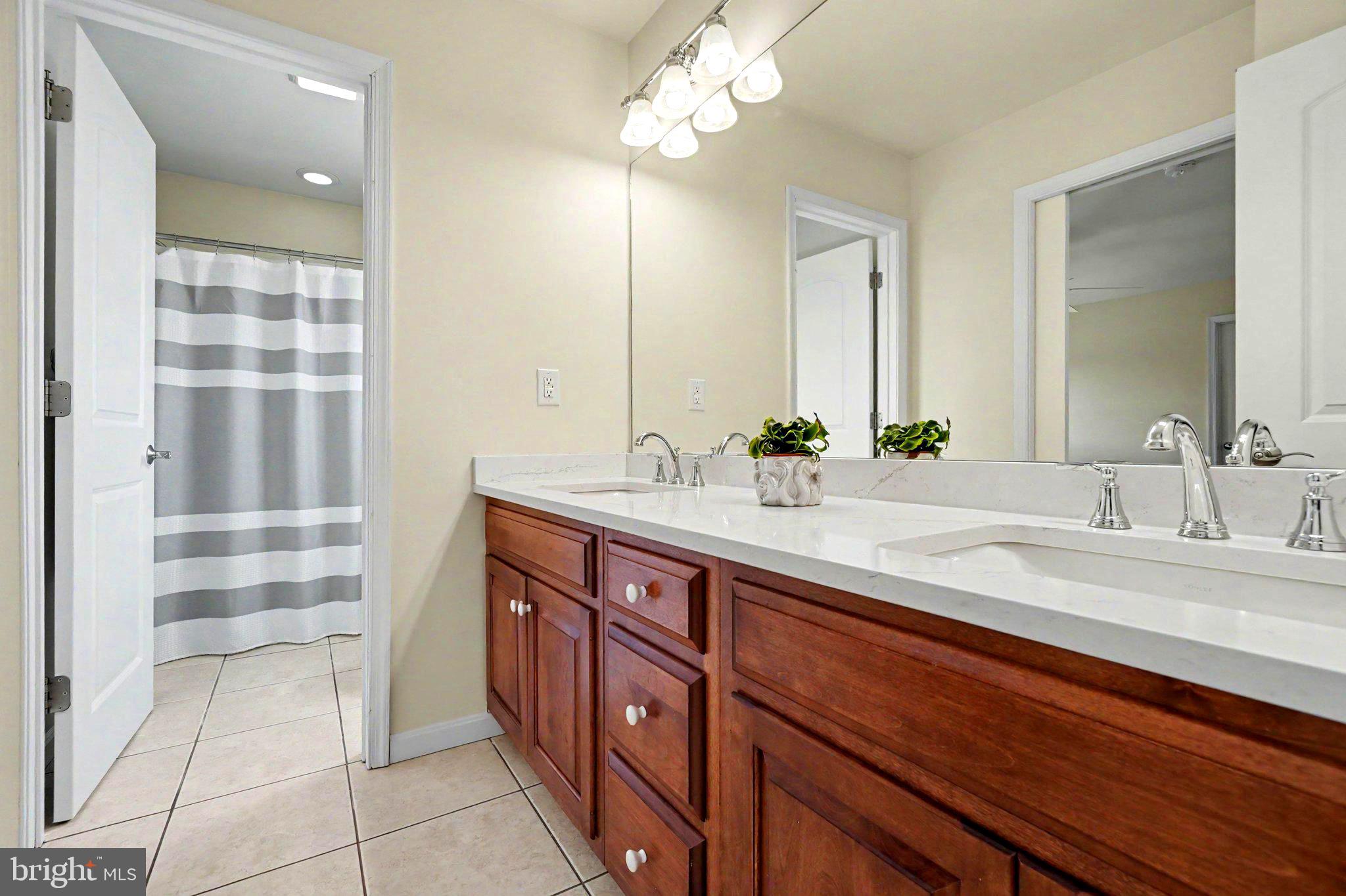RIDGE ESTATES - Residential