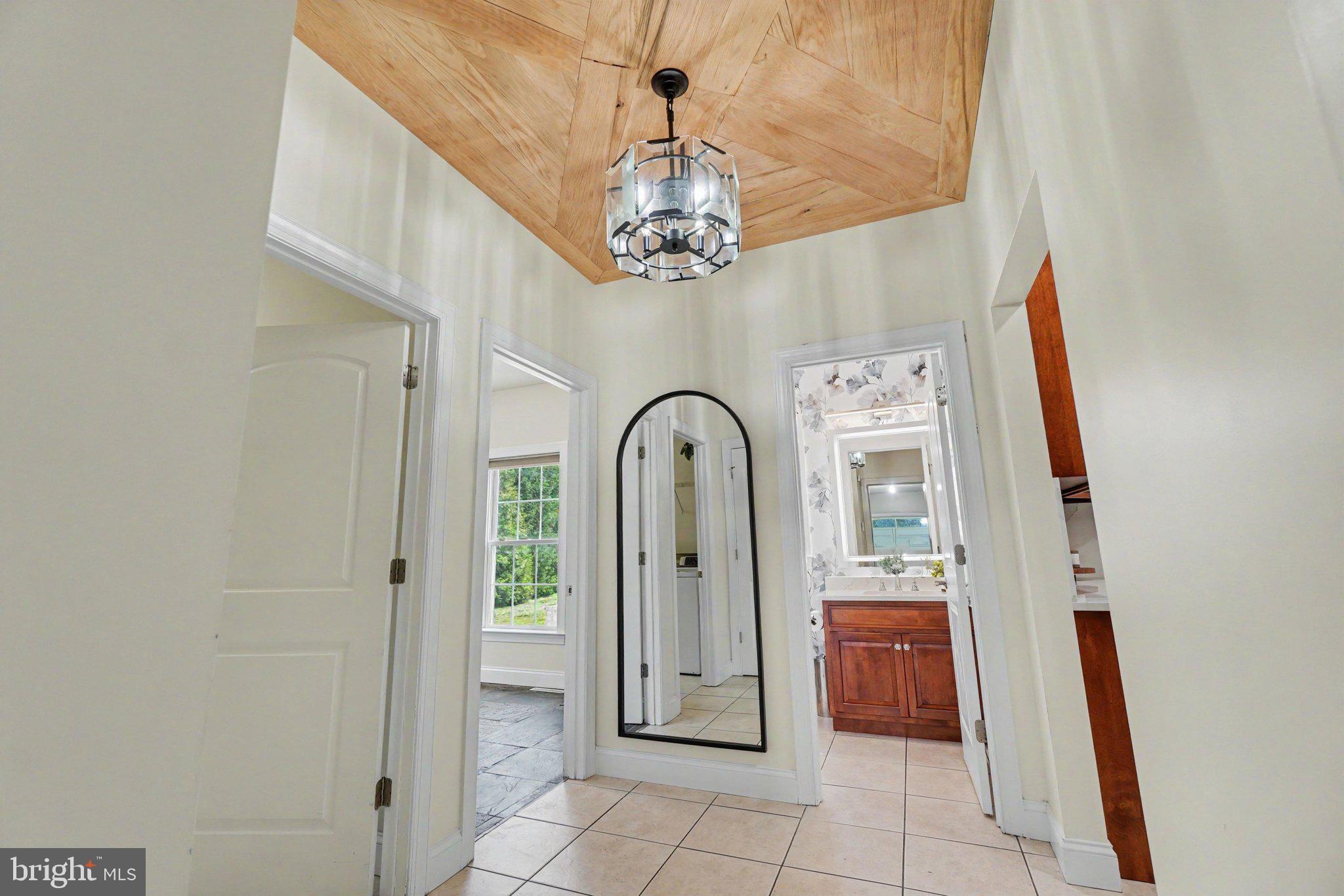 RIDGE ESTATES - Residential