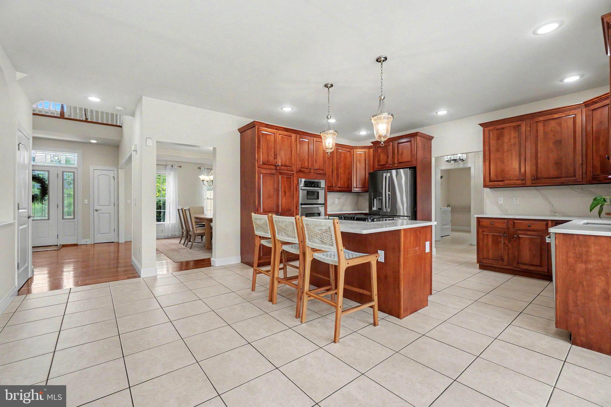 RIDGE ESTATES - Residential