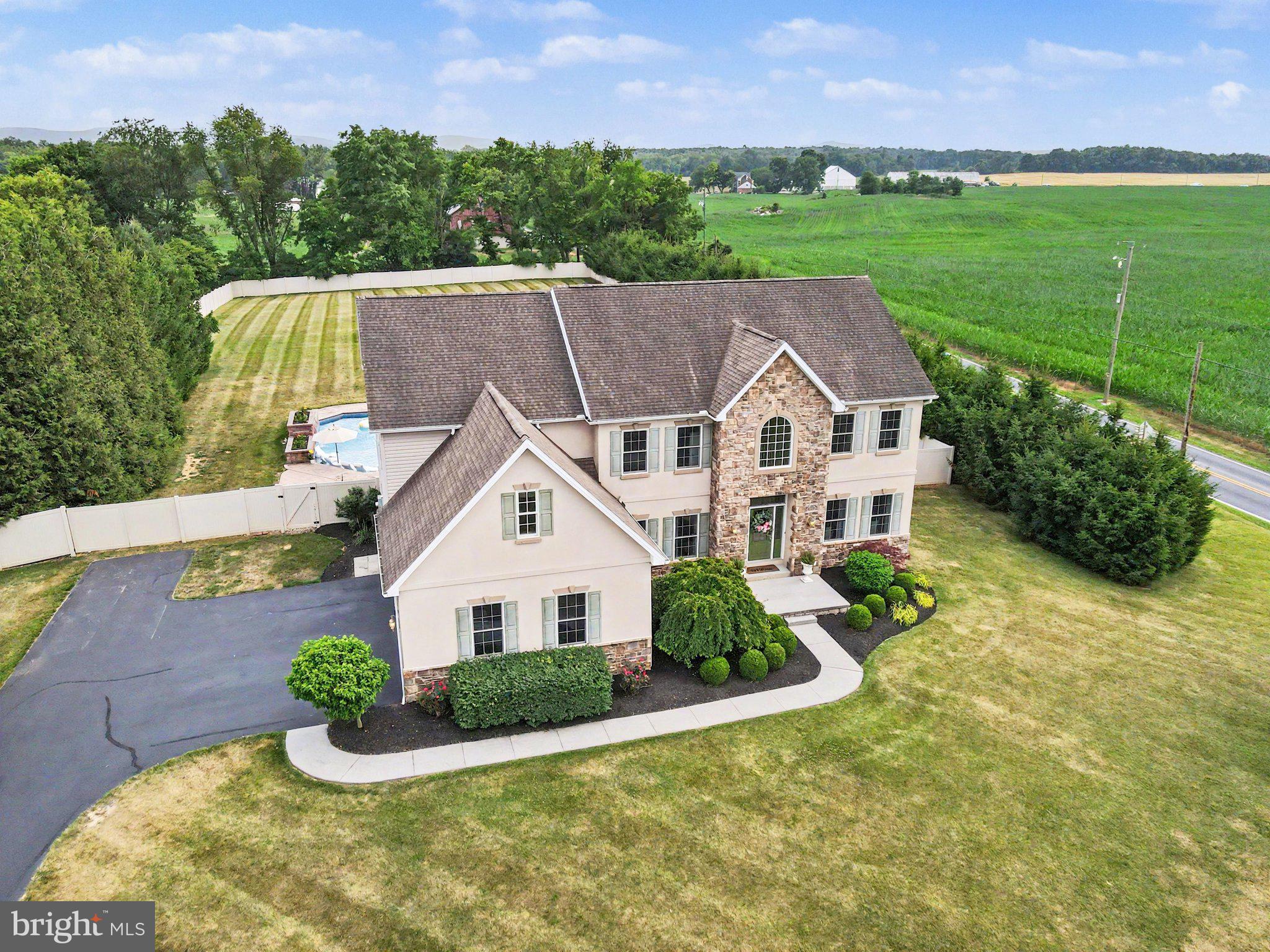 RIDGE ESTATES - Residential