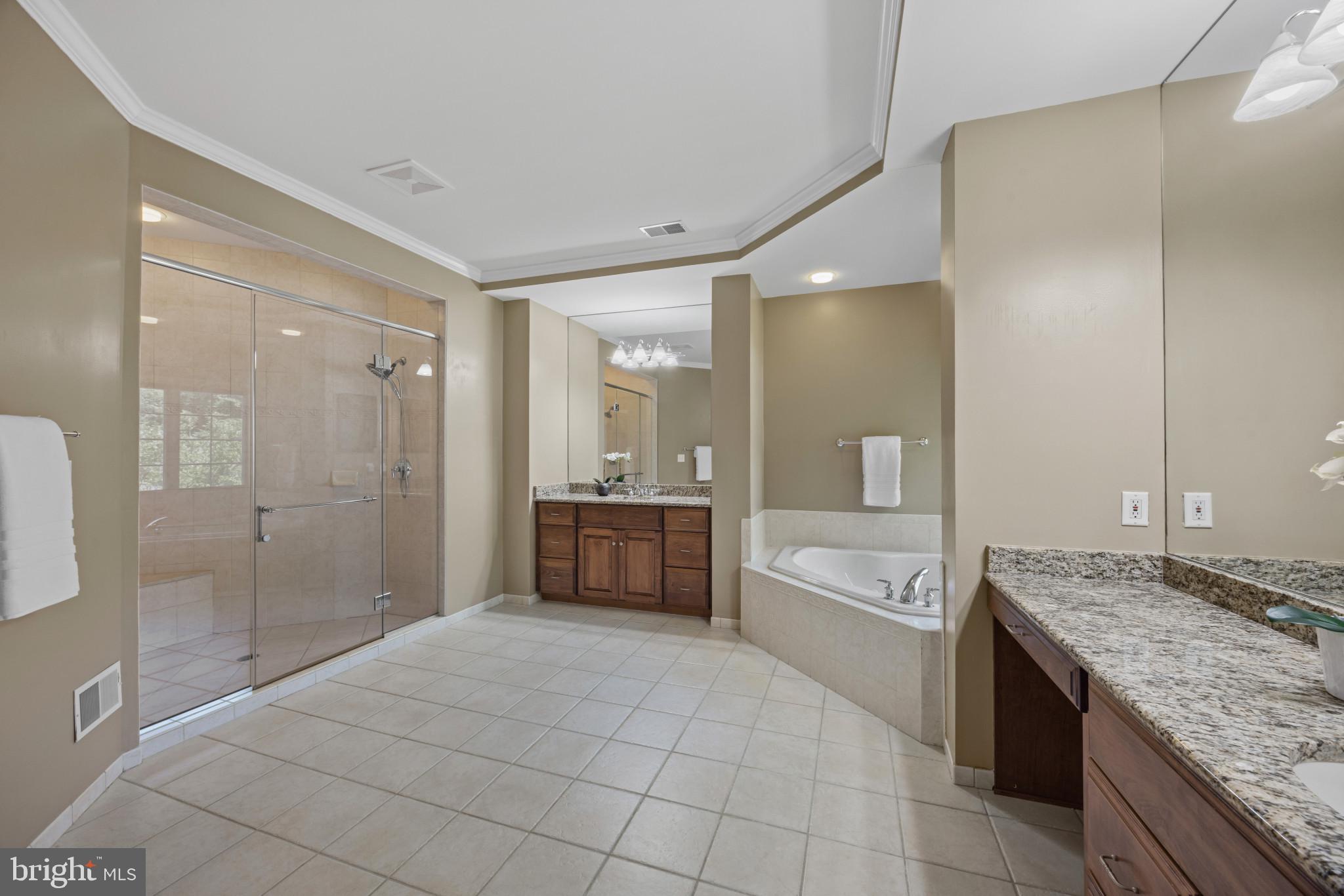 WYATTS HILL - Residential