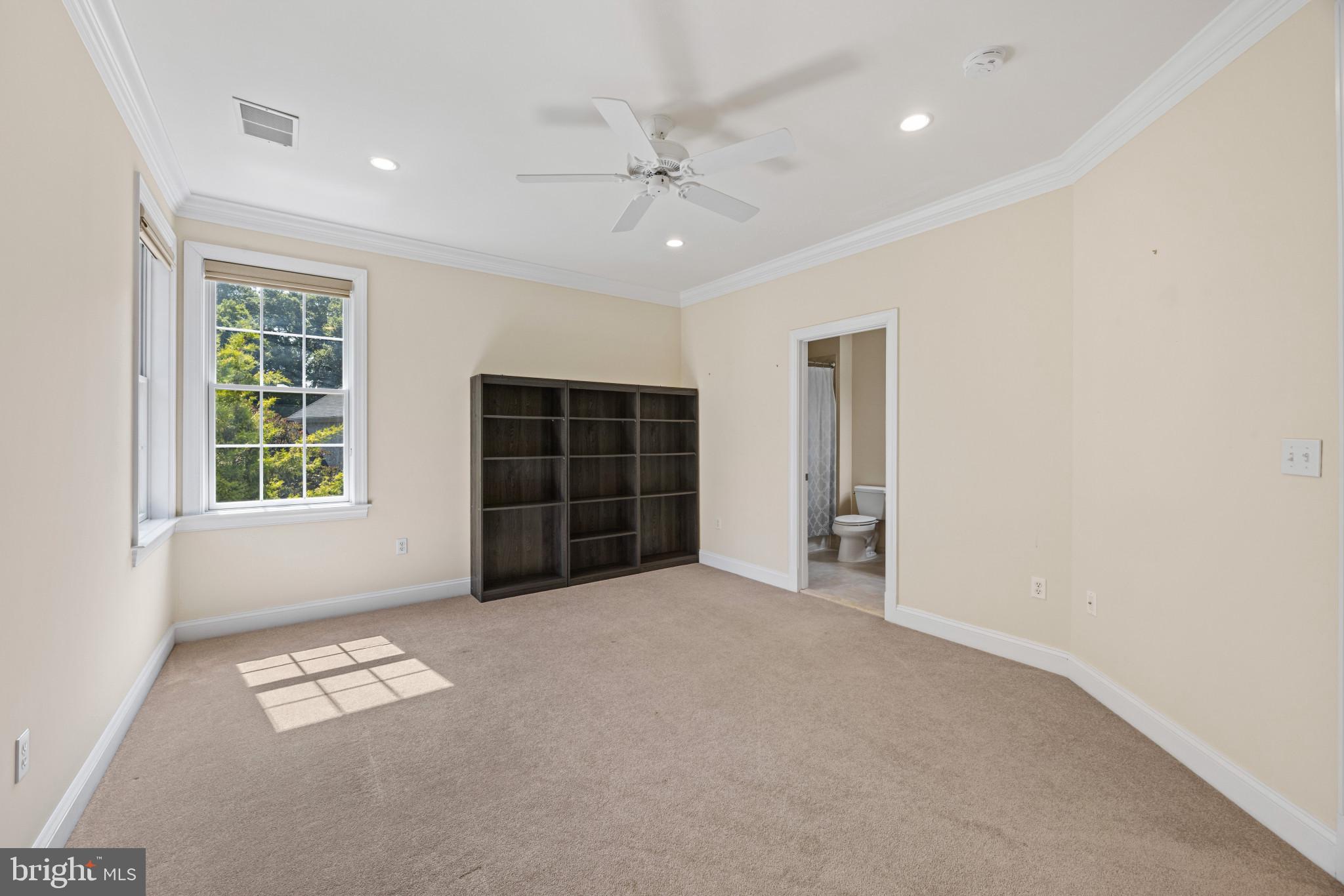 WYATTS HILL - Residential