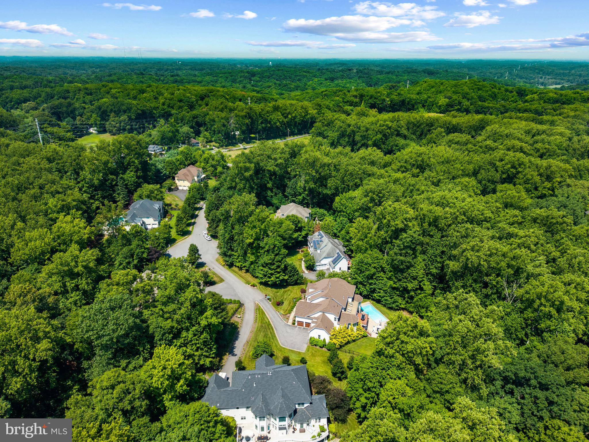 WYATTS HILL - Residential