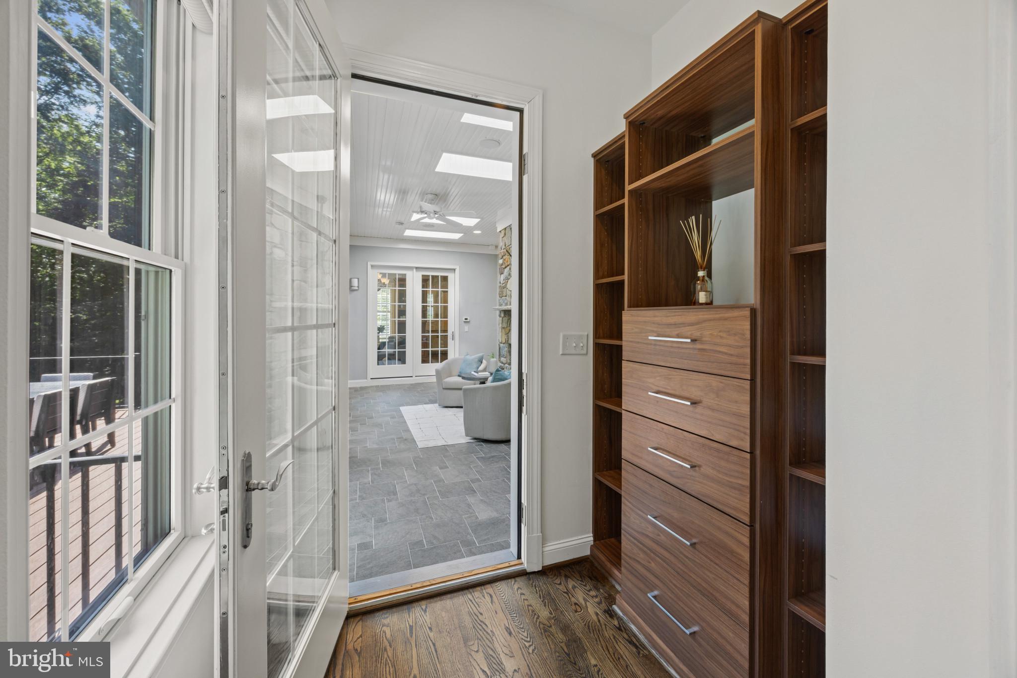 WYATTS HILL - Residential