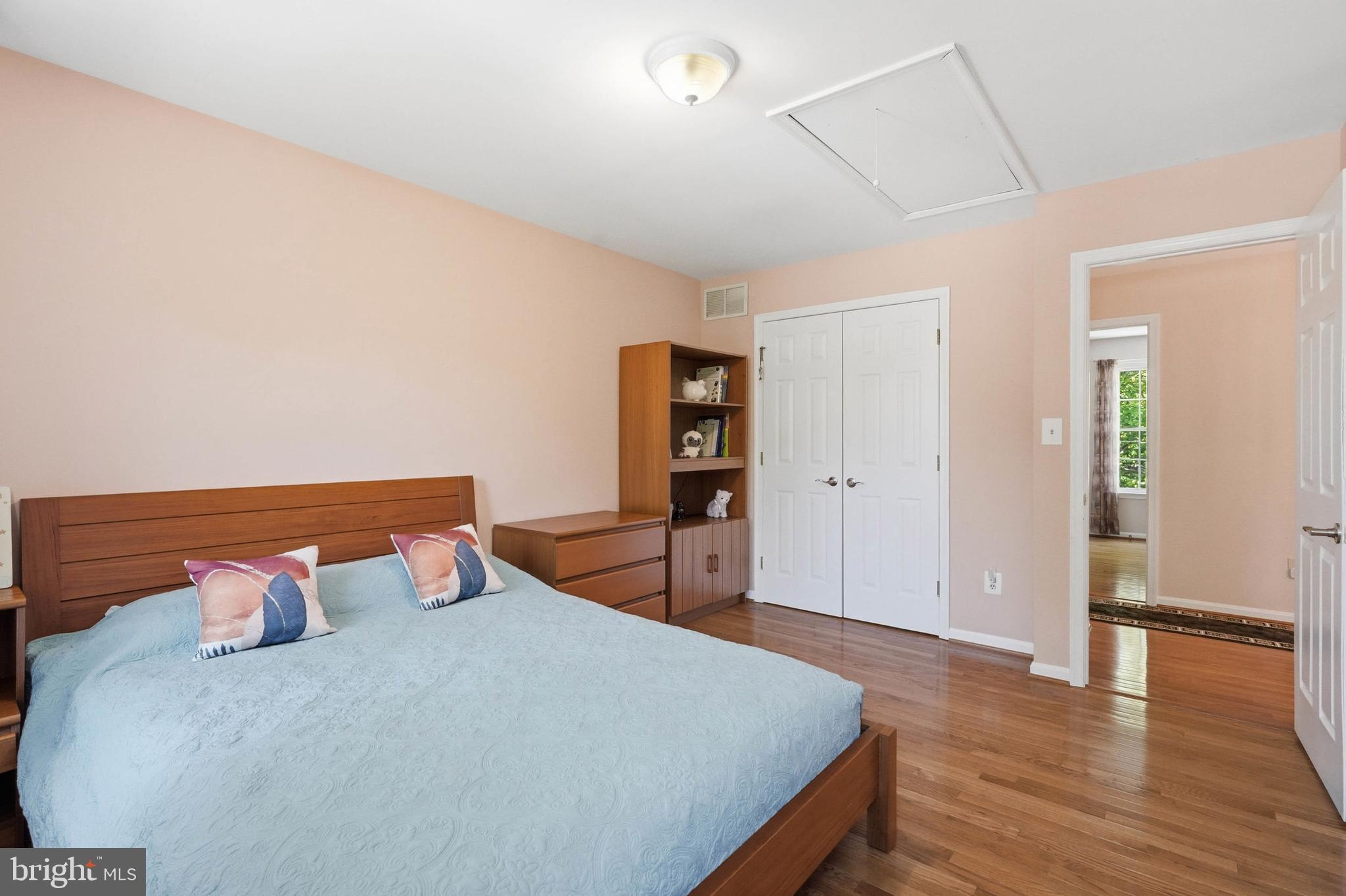 MOUNT HEBRON - Residential