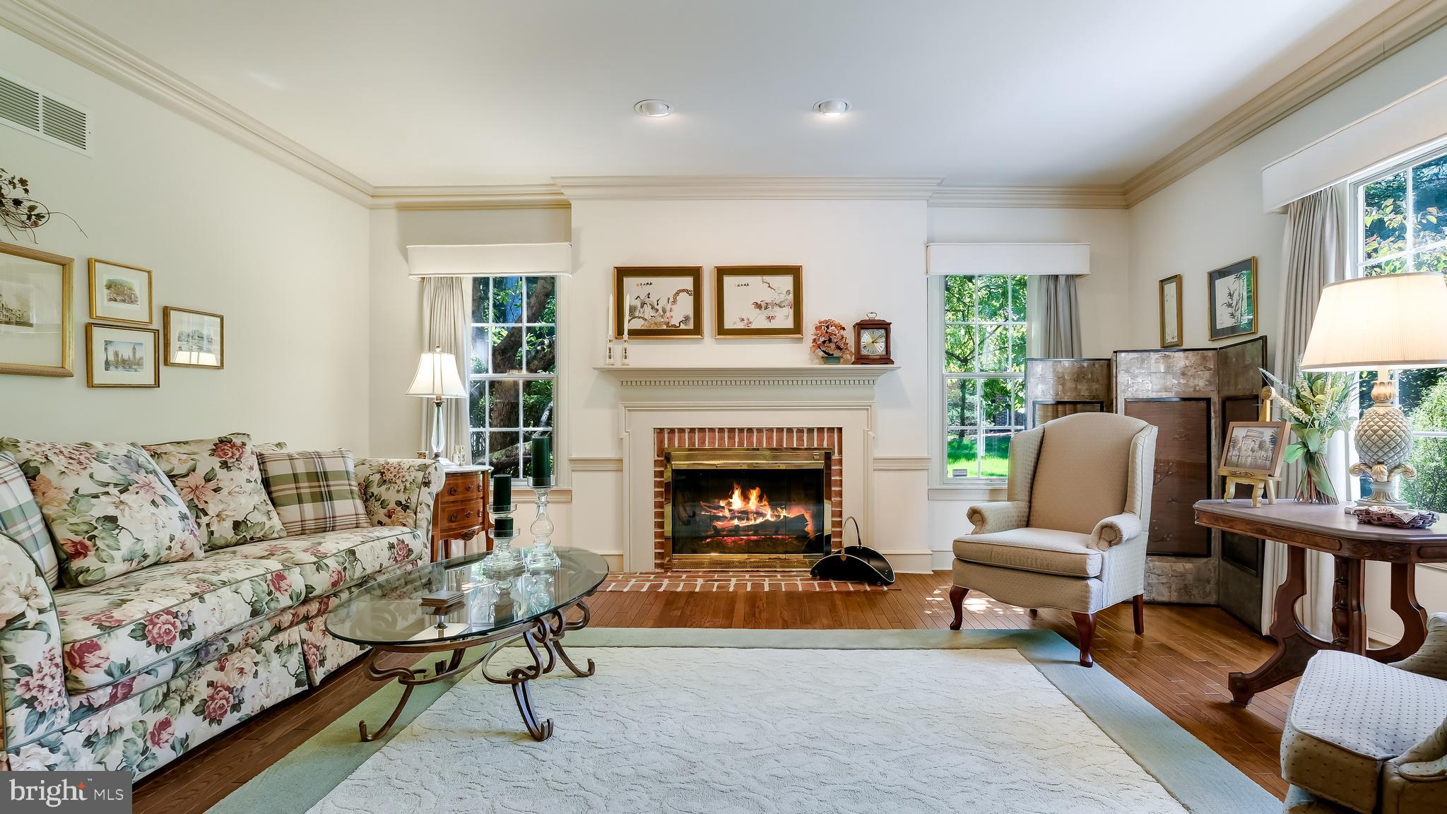 TEVERSALL - Residential