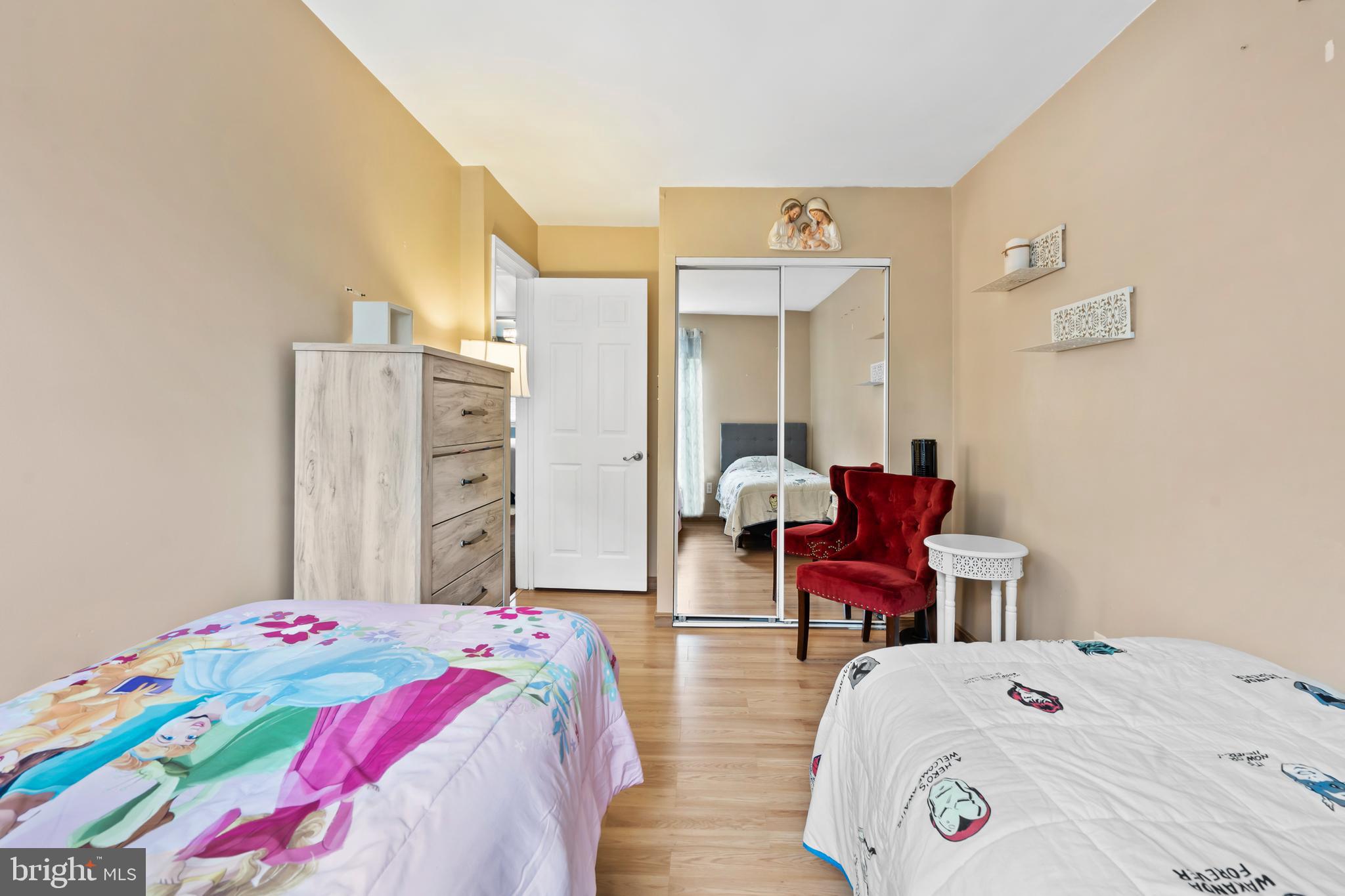 CLUSTERS - Residential