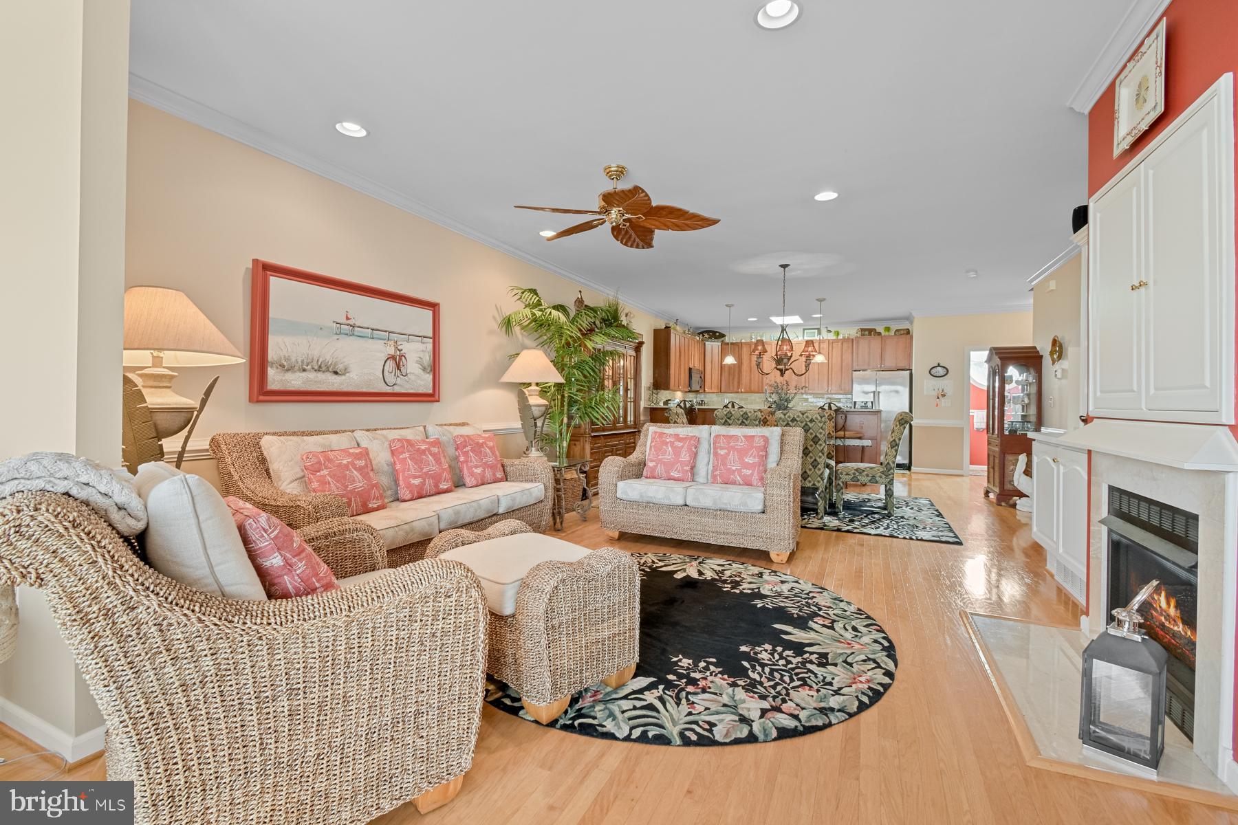 BAYVILLE SHORES - Residential