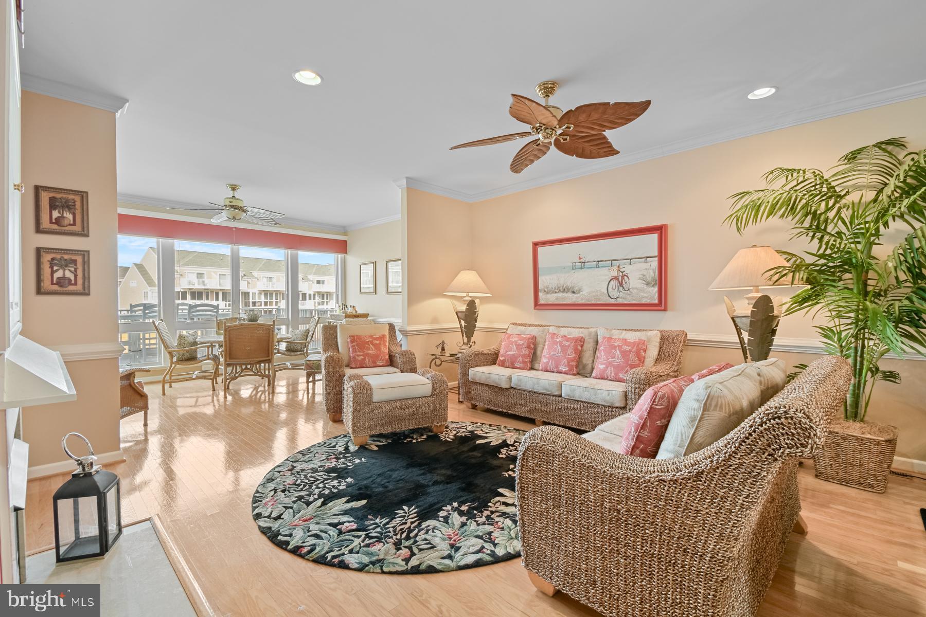 BAYVILLE SHORES - Residential