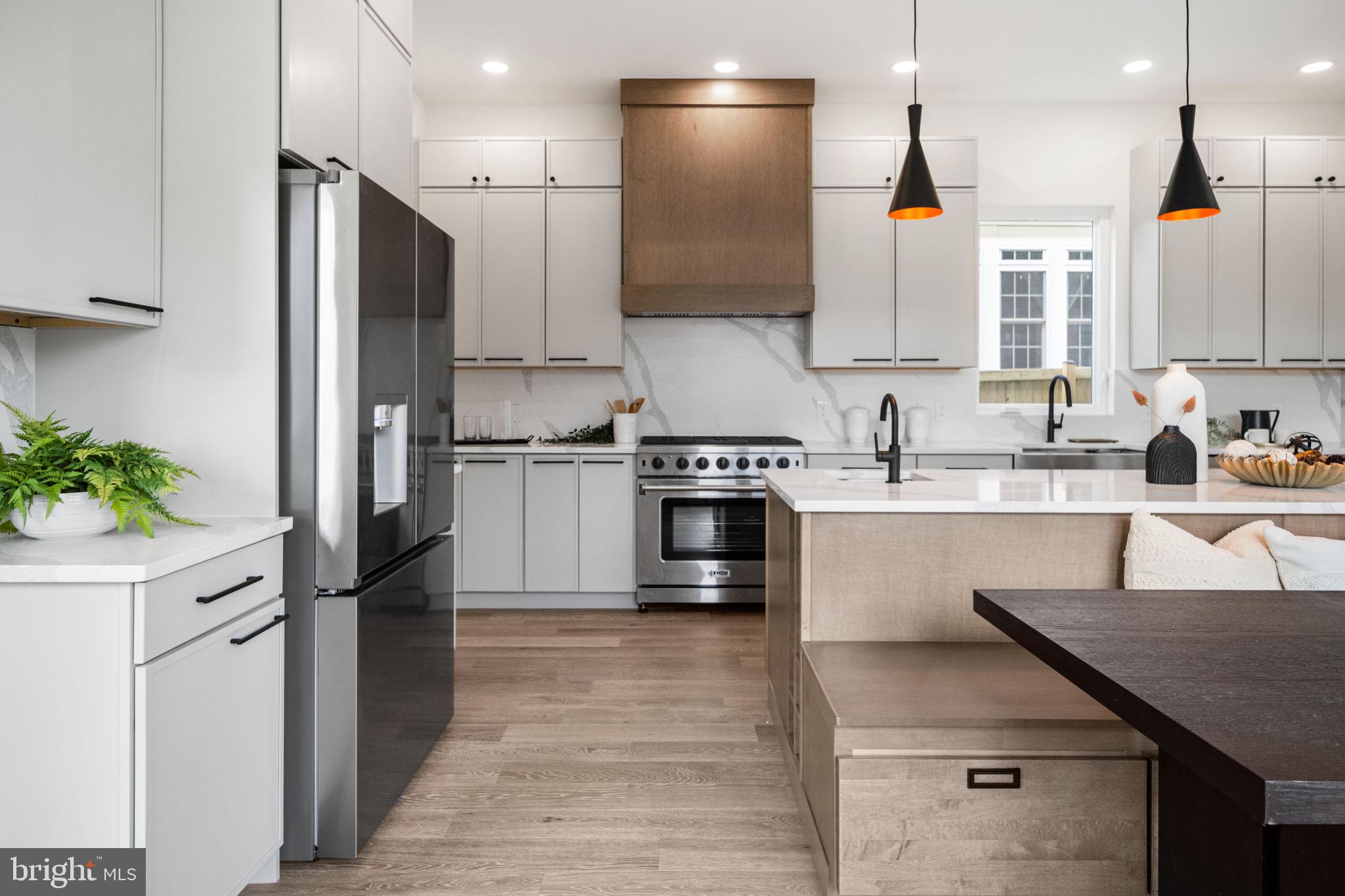 HIGHVIEW PARK - Residential
