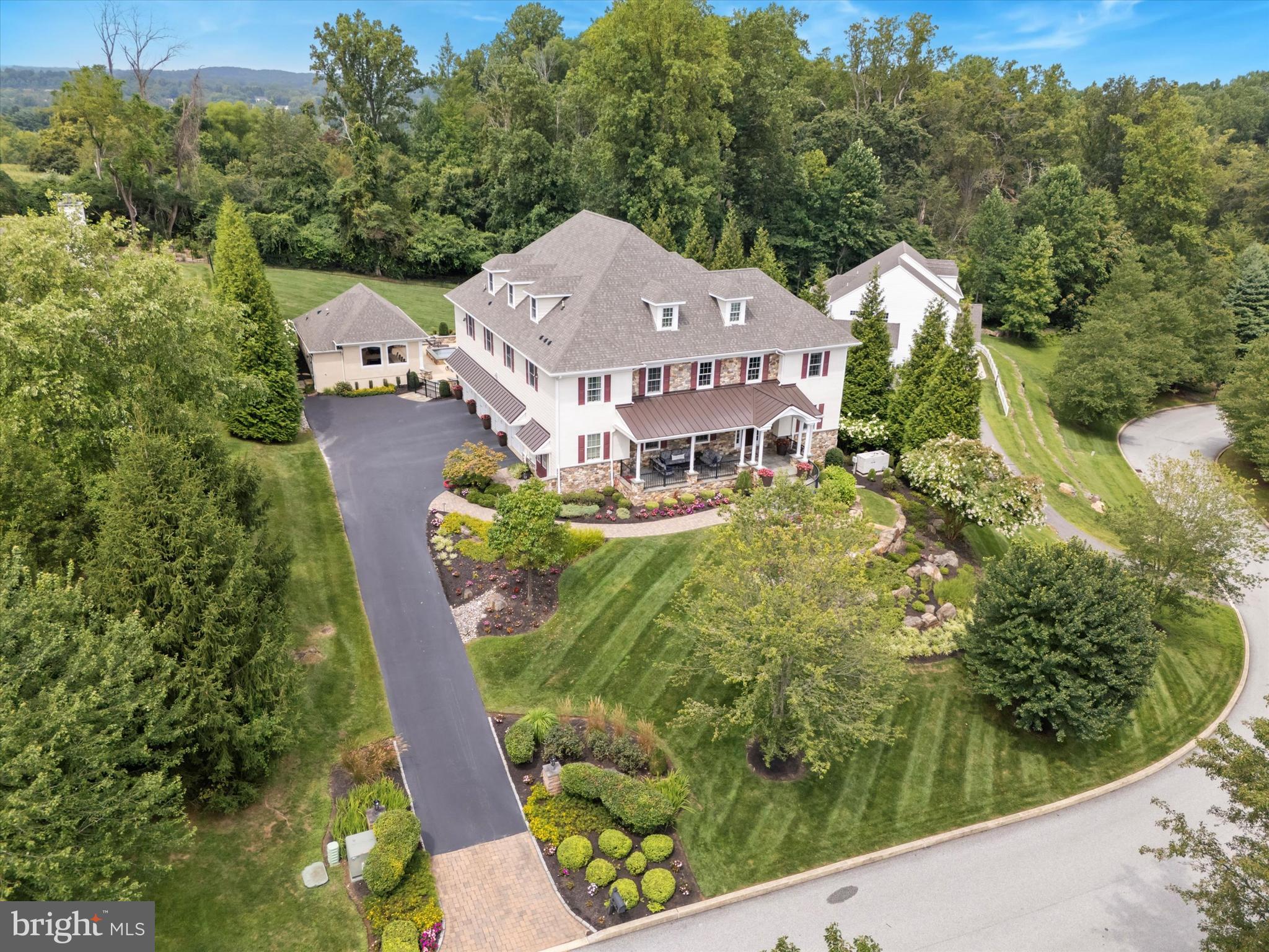 BRICK HOUSE FARM - Residential